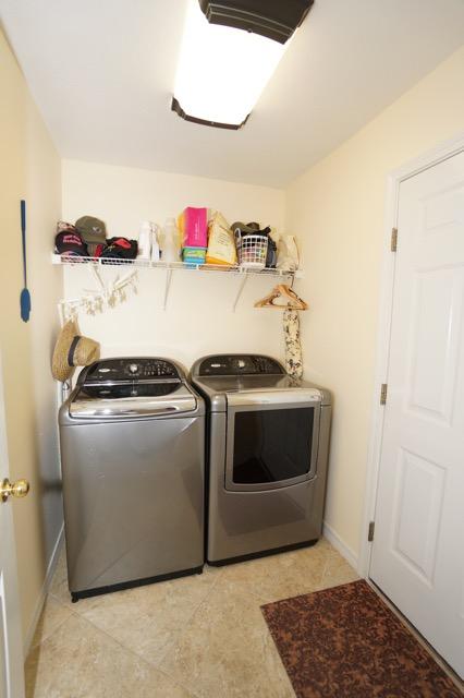 PARADISE RETREAT - Residential