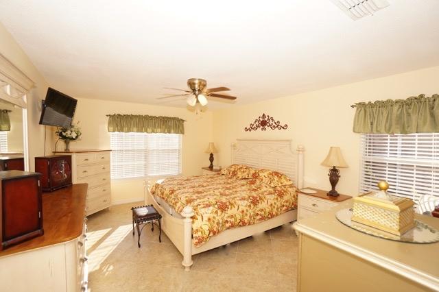 PARADISE RETREAT - Residential