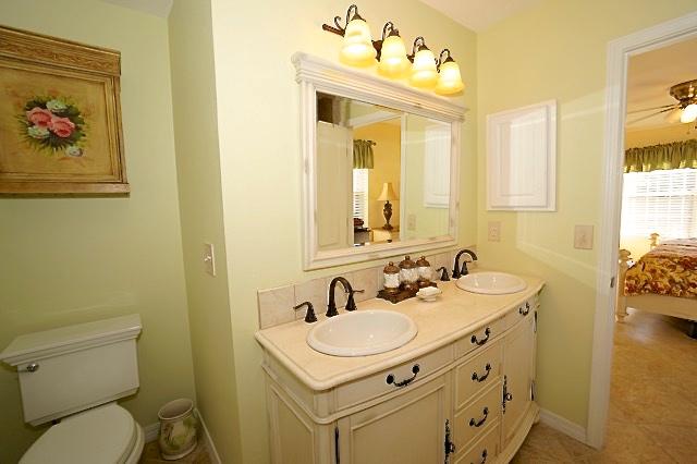 PARADISE RETREAT - Residential