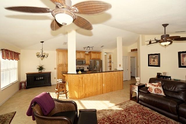 PARADISE RETREAT - Residential