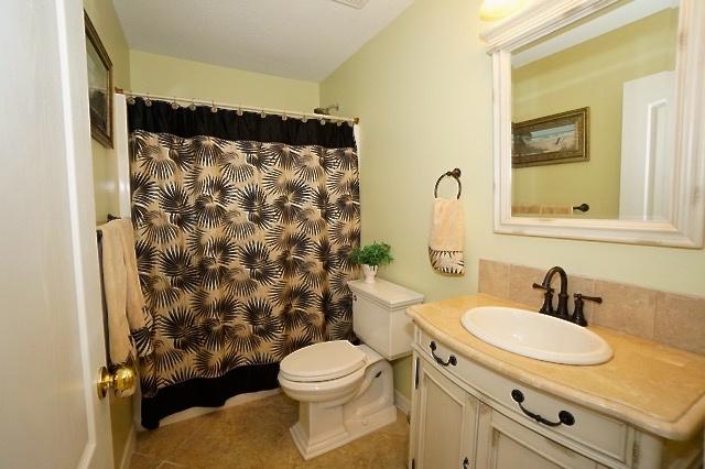 PARADISE RETREAT - Residential