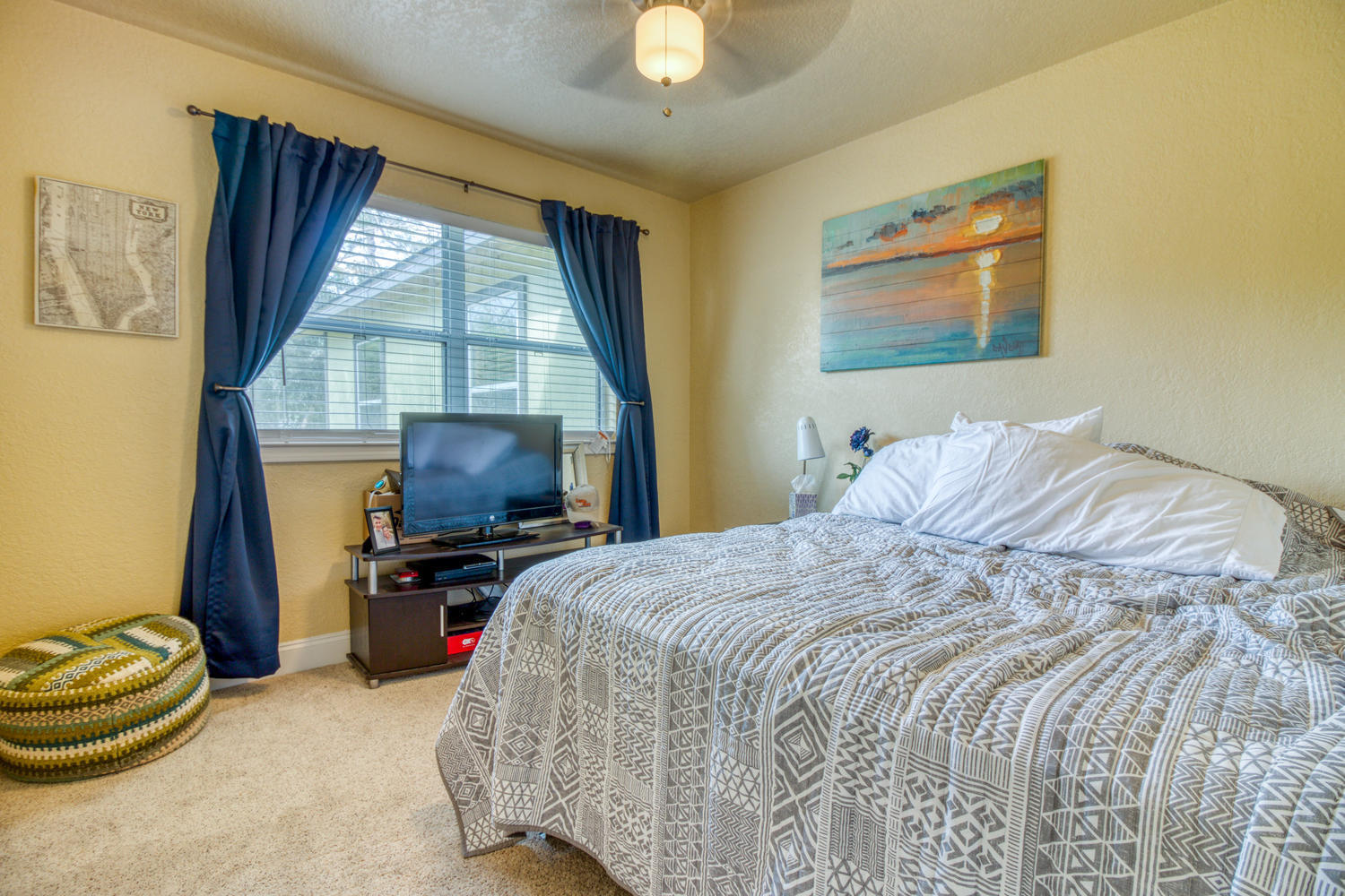 OAK TREE PARK - Residential