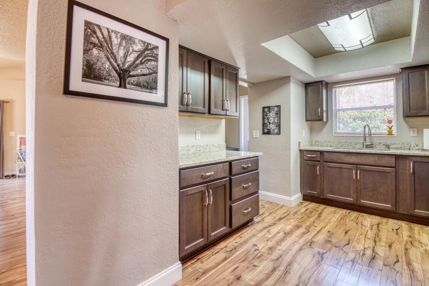 OAK TREE PARK - Residential