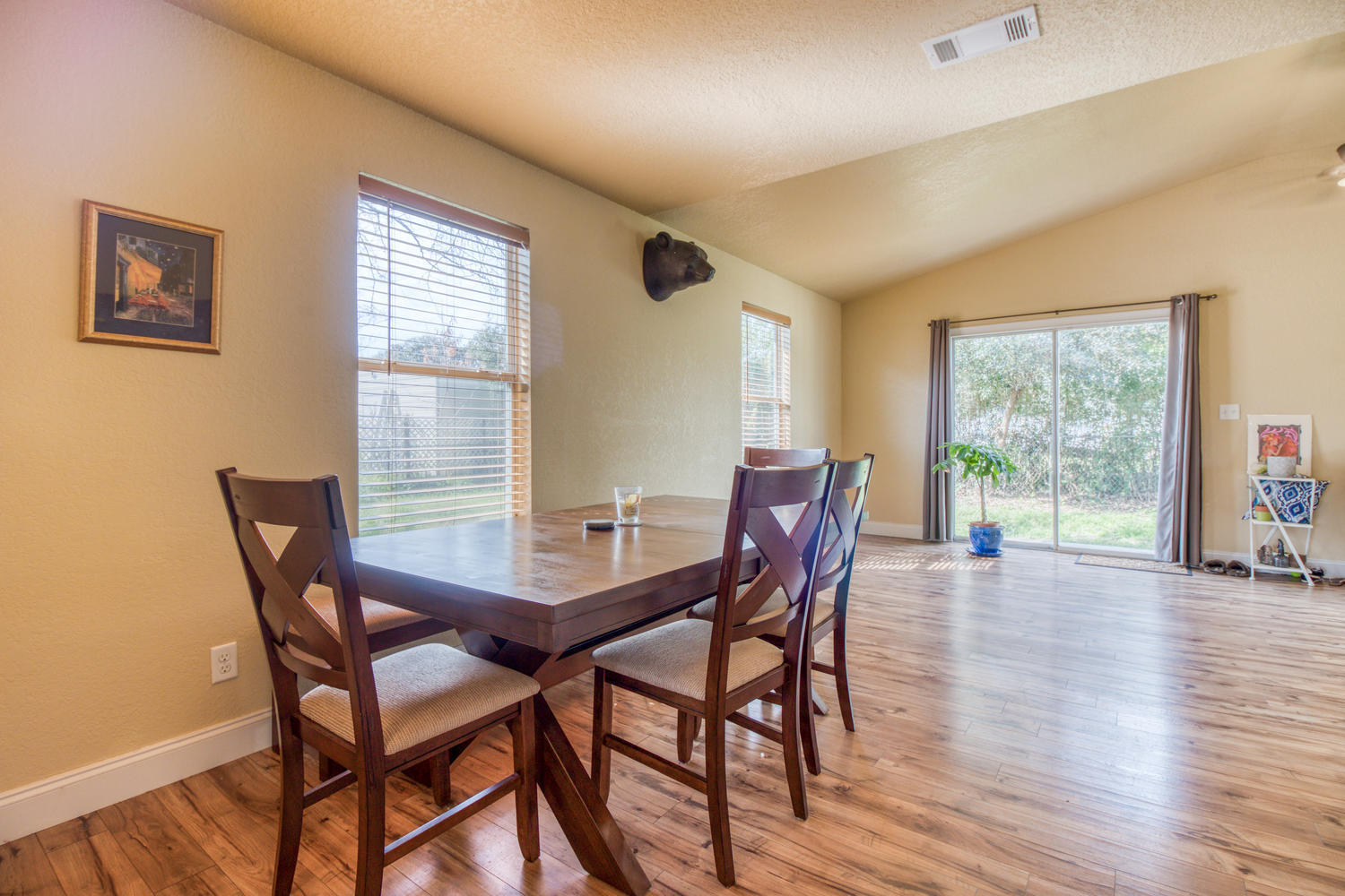 OAK TREE PARK - Residential