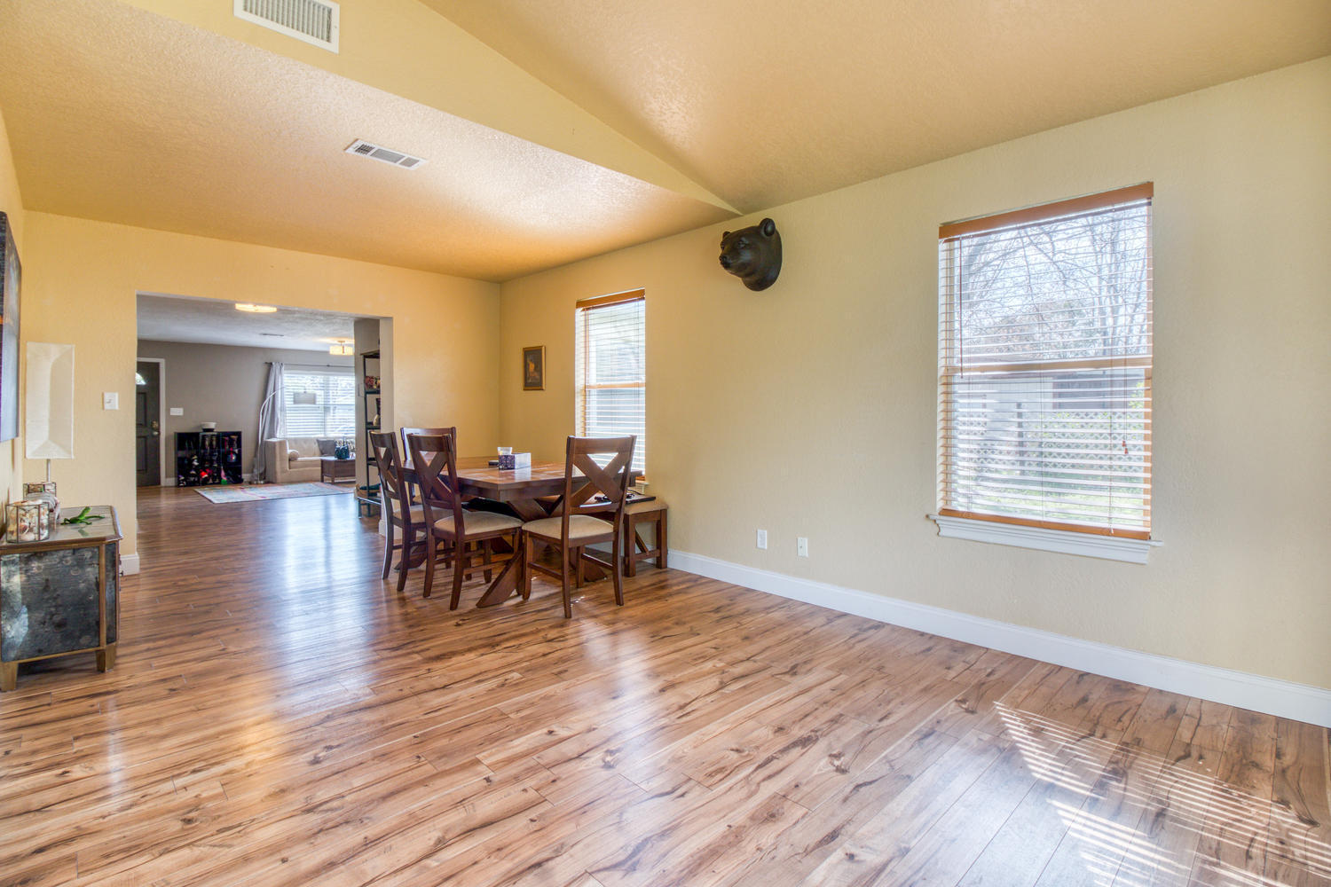 OAK TREE PARK - Residential