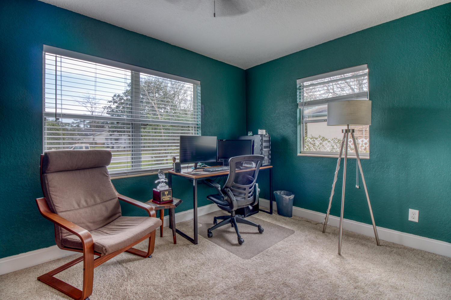 OAK TREE PARK - Residential