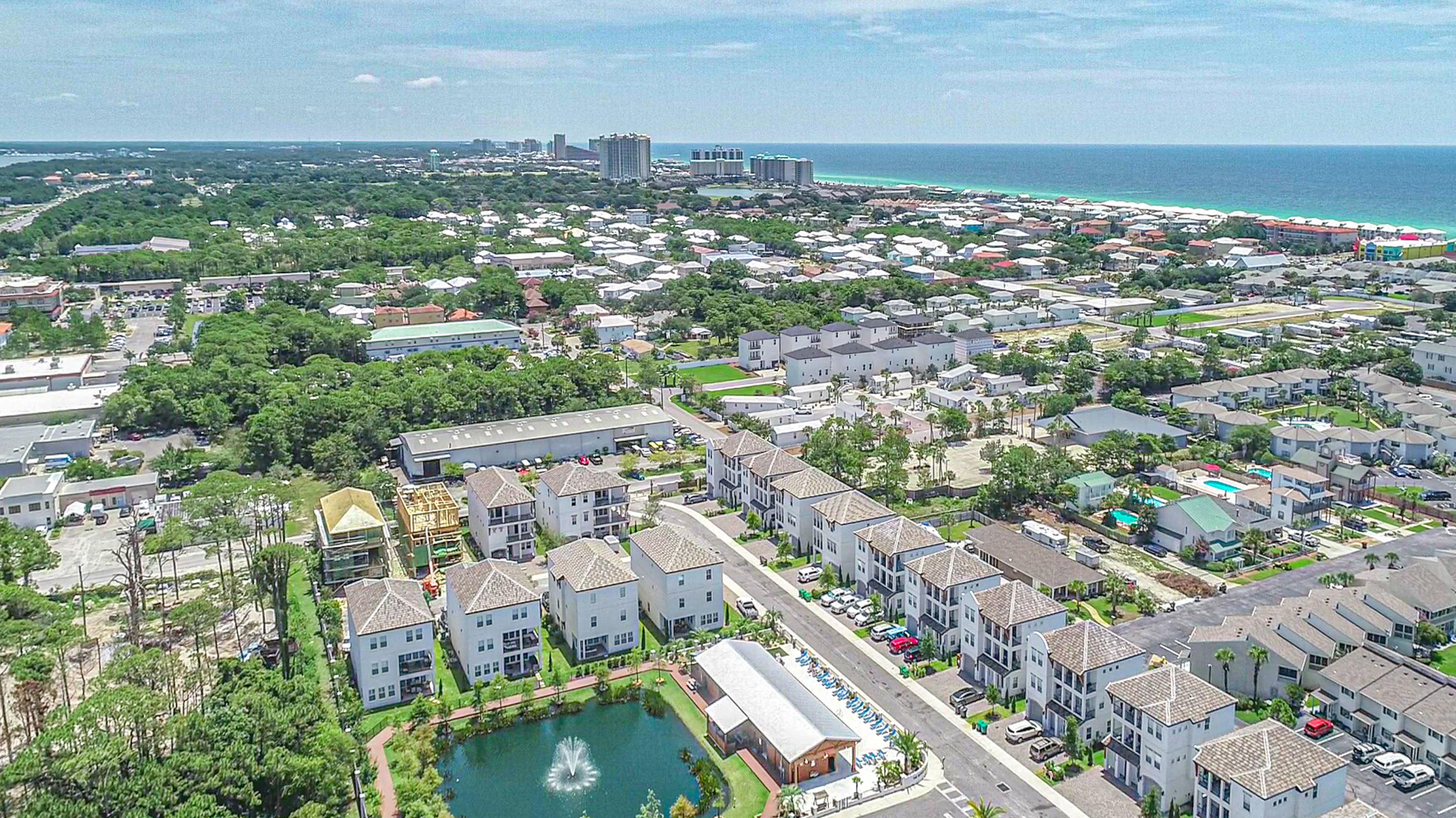 The Retreat at Miramar - Residential