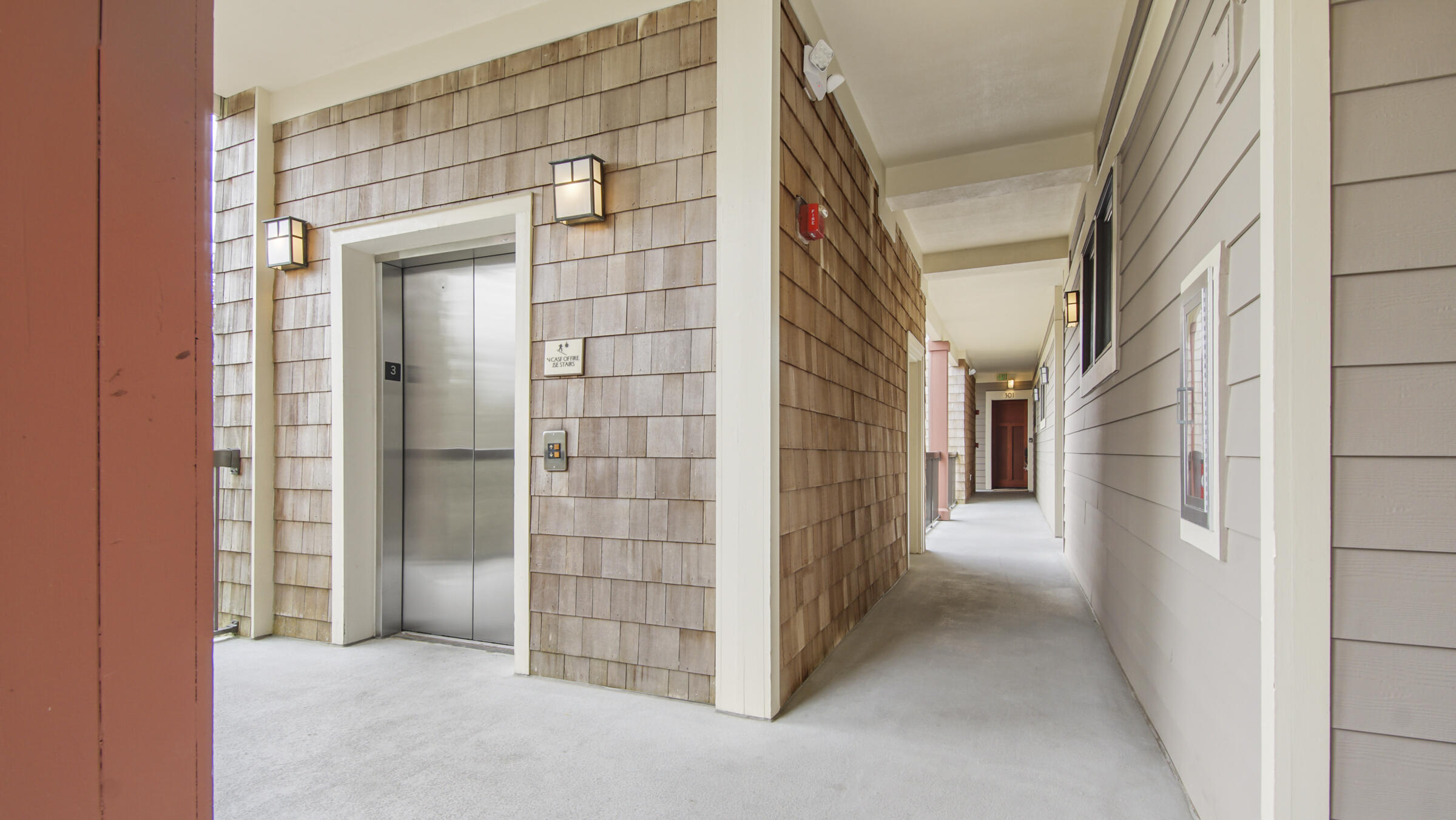 WILD HERON LAKESIDE LODGE - Residential