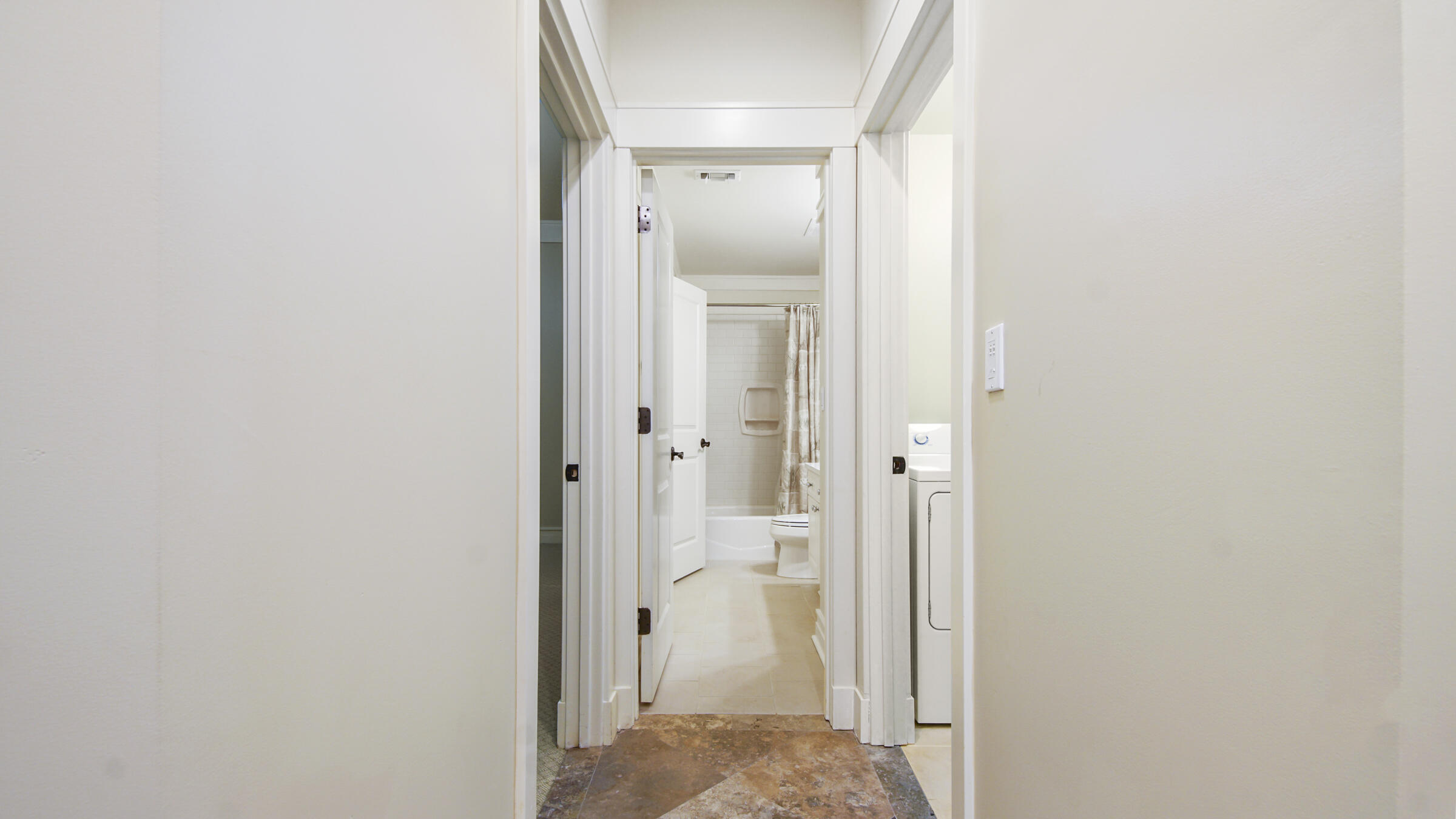 WILD HERON LAKESIDE LODGE - Residential