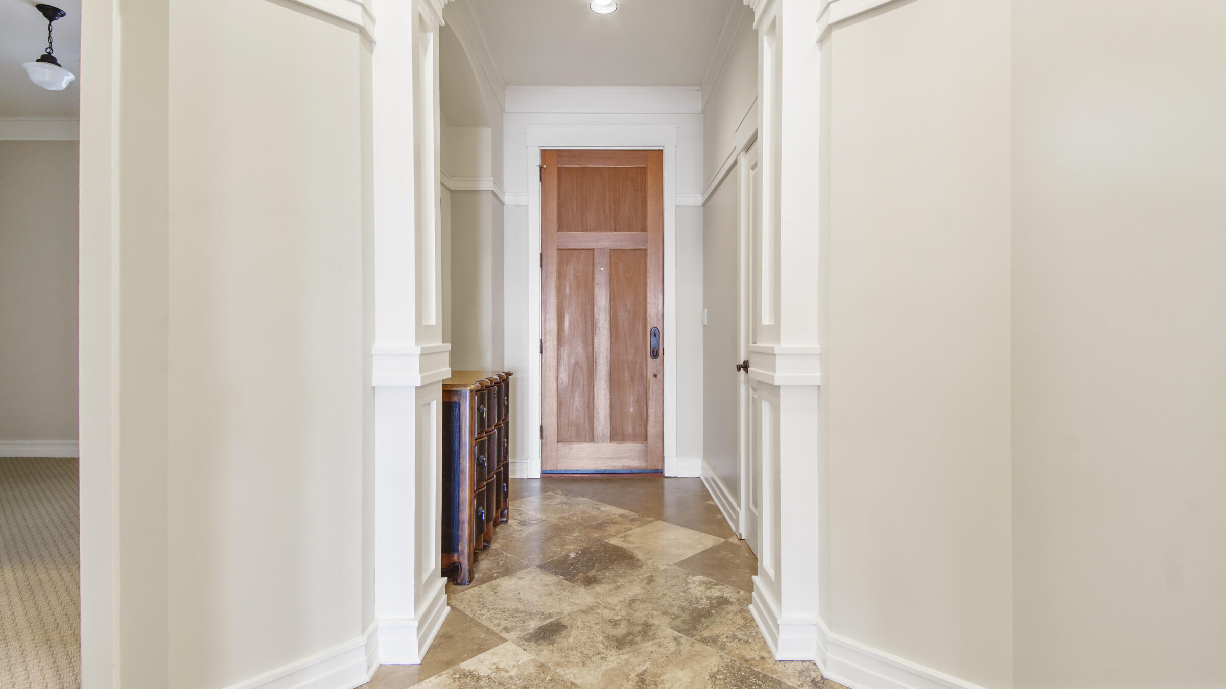 WILD HERON LAKESIDE LODGE - Residential