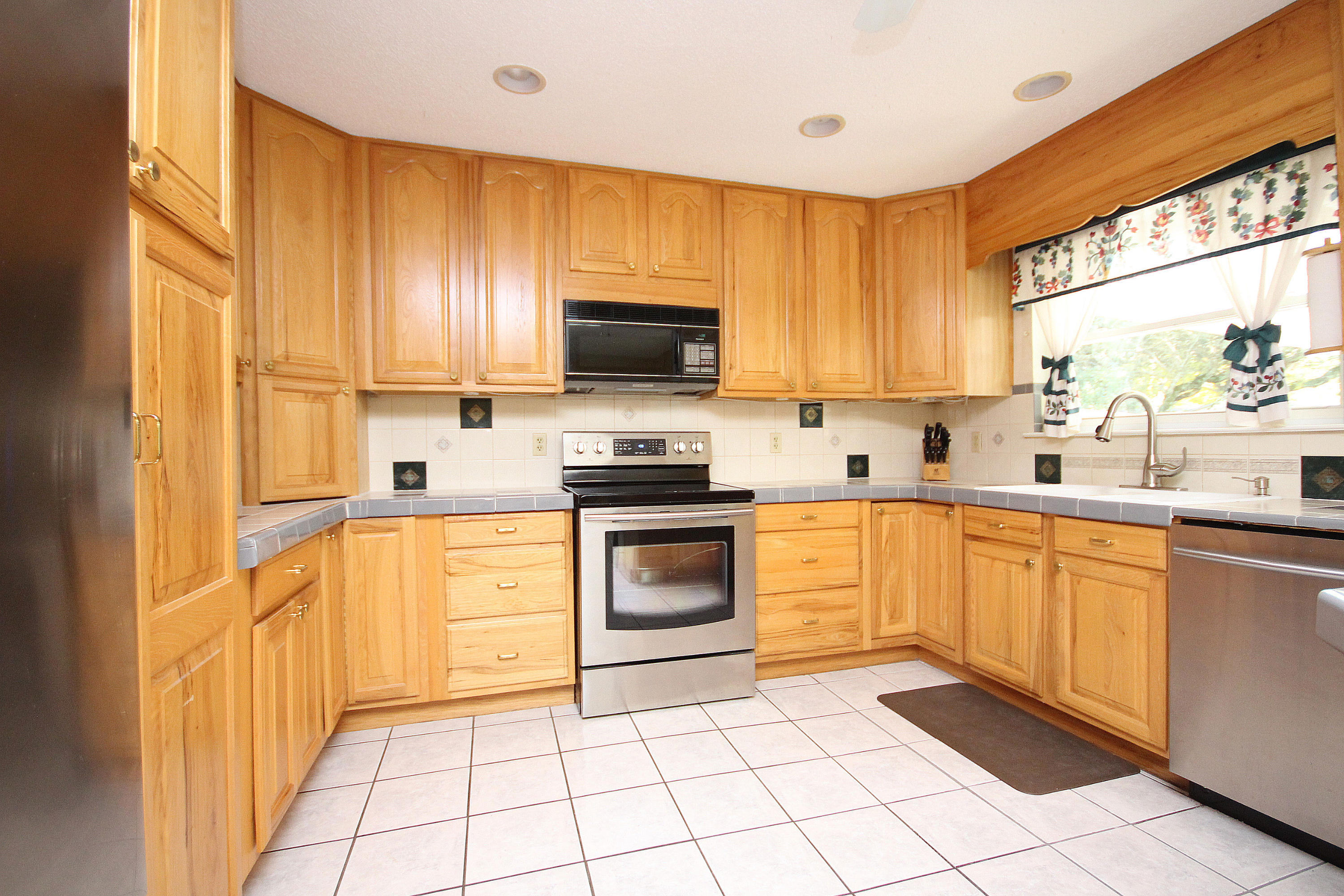 BAYOU WOODS 2ND ADDN - Residential