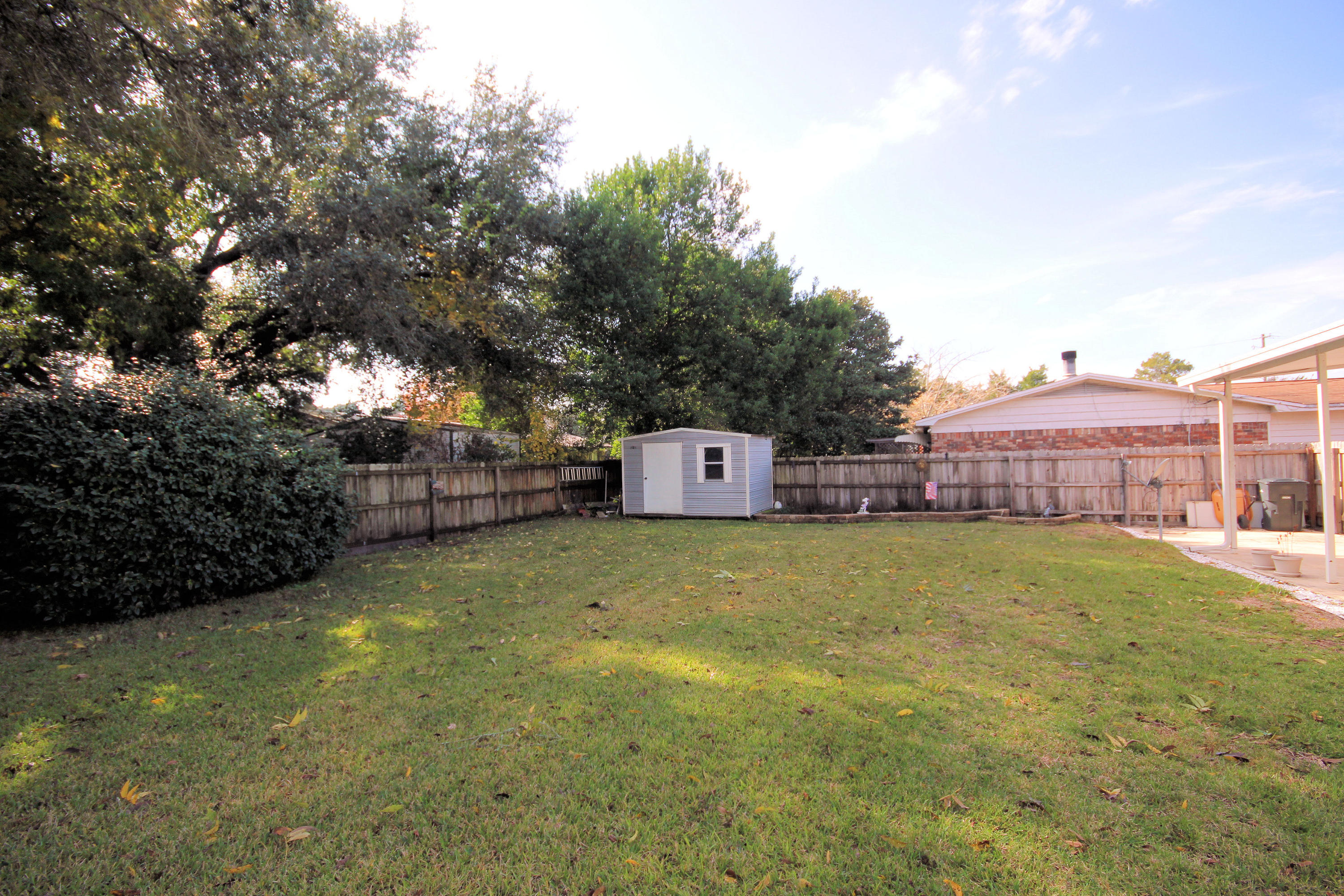 BAYOU WOODS 2ND ADDN - Residential