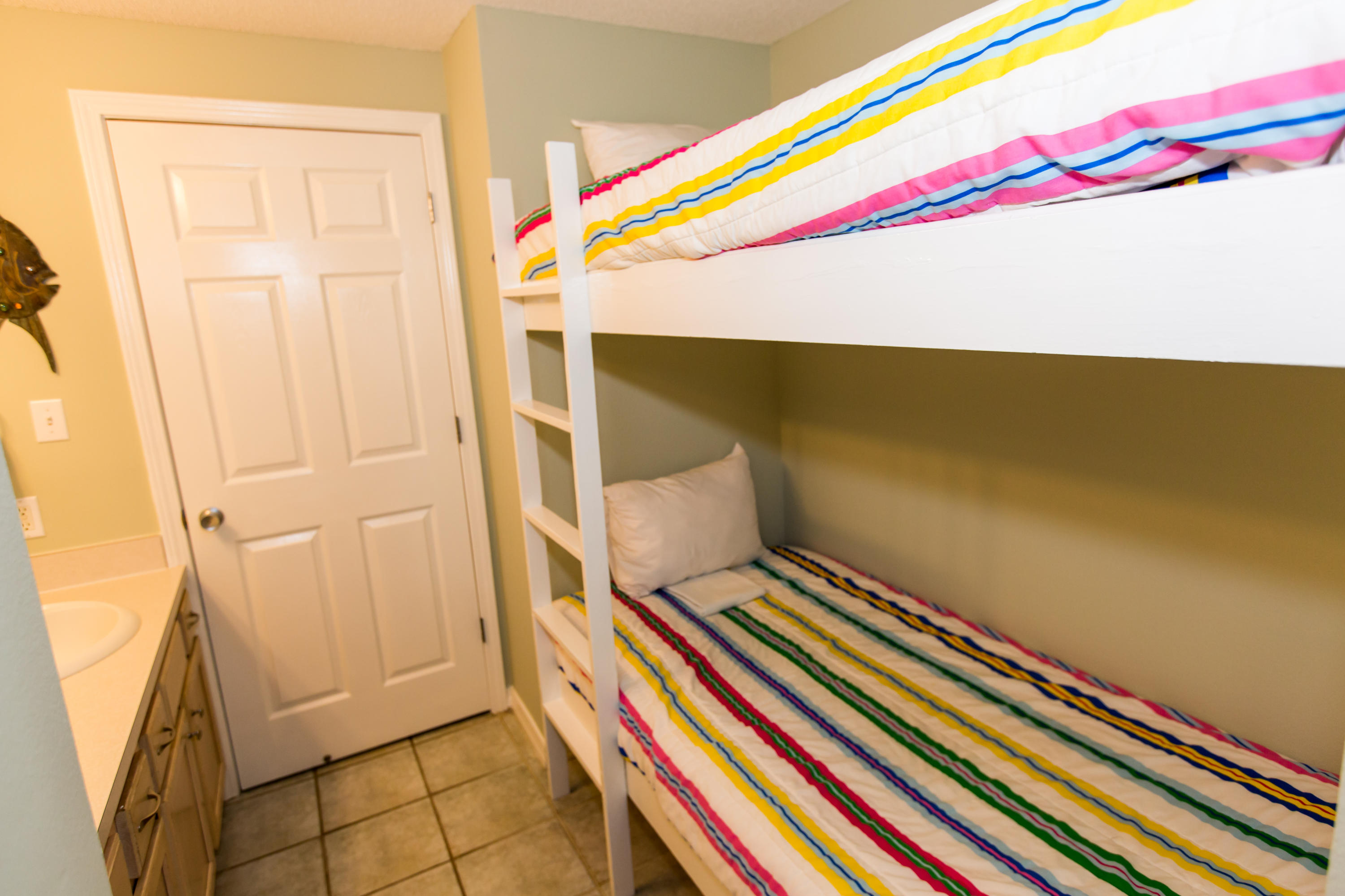 SANDPIPER COVE PHASE 25 - Residential