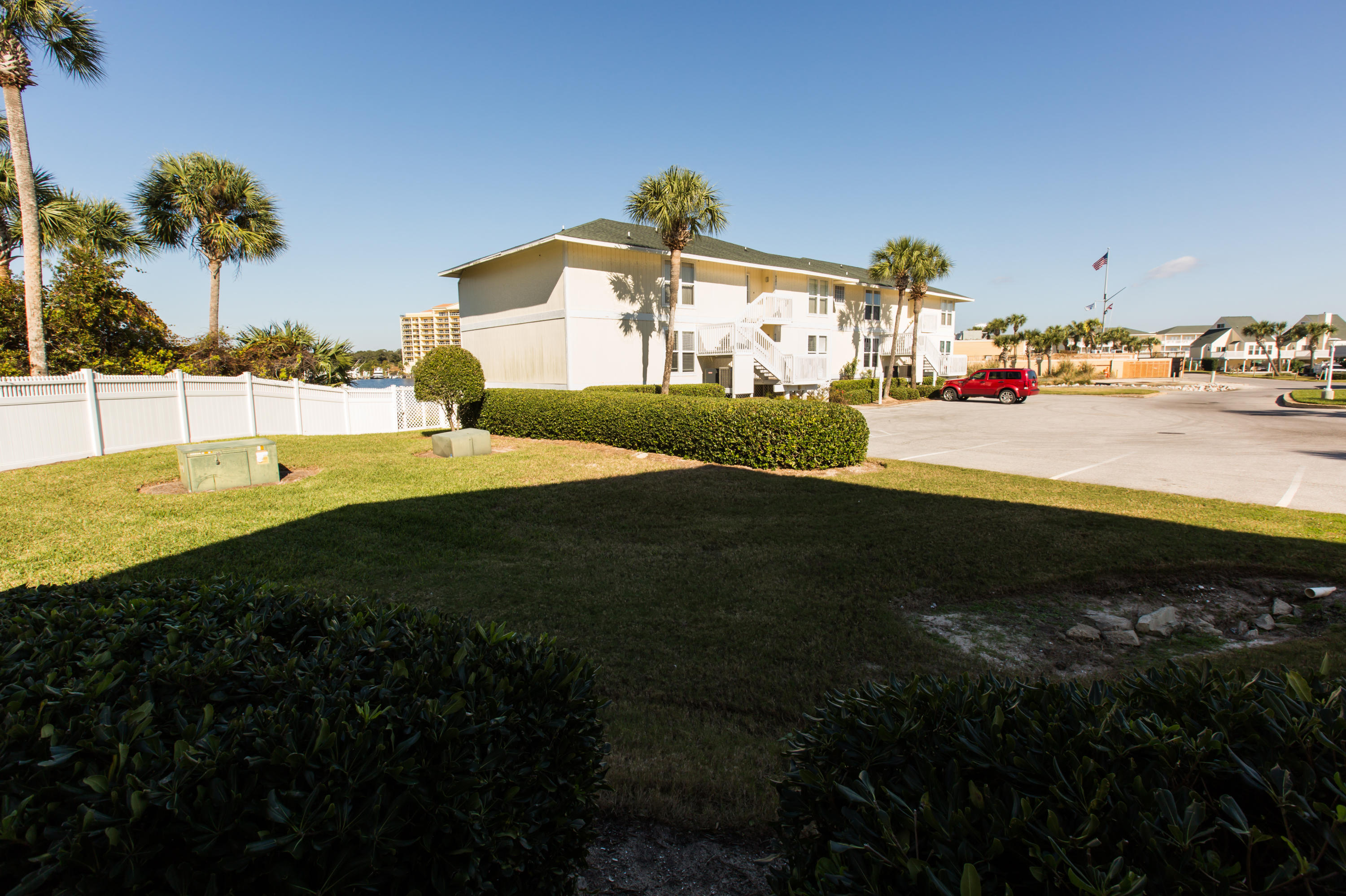 SANDPIPER COVE PHASE 25 - Residential