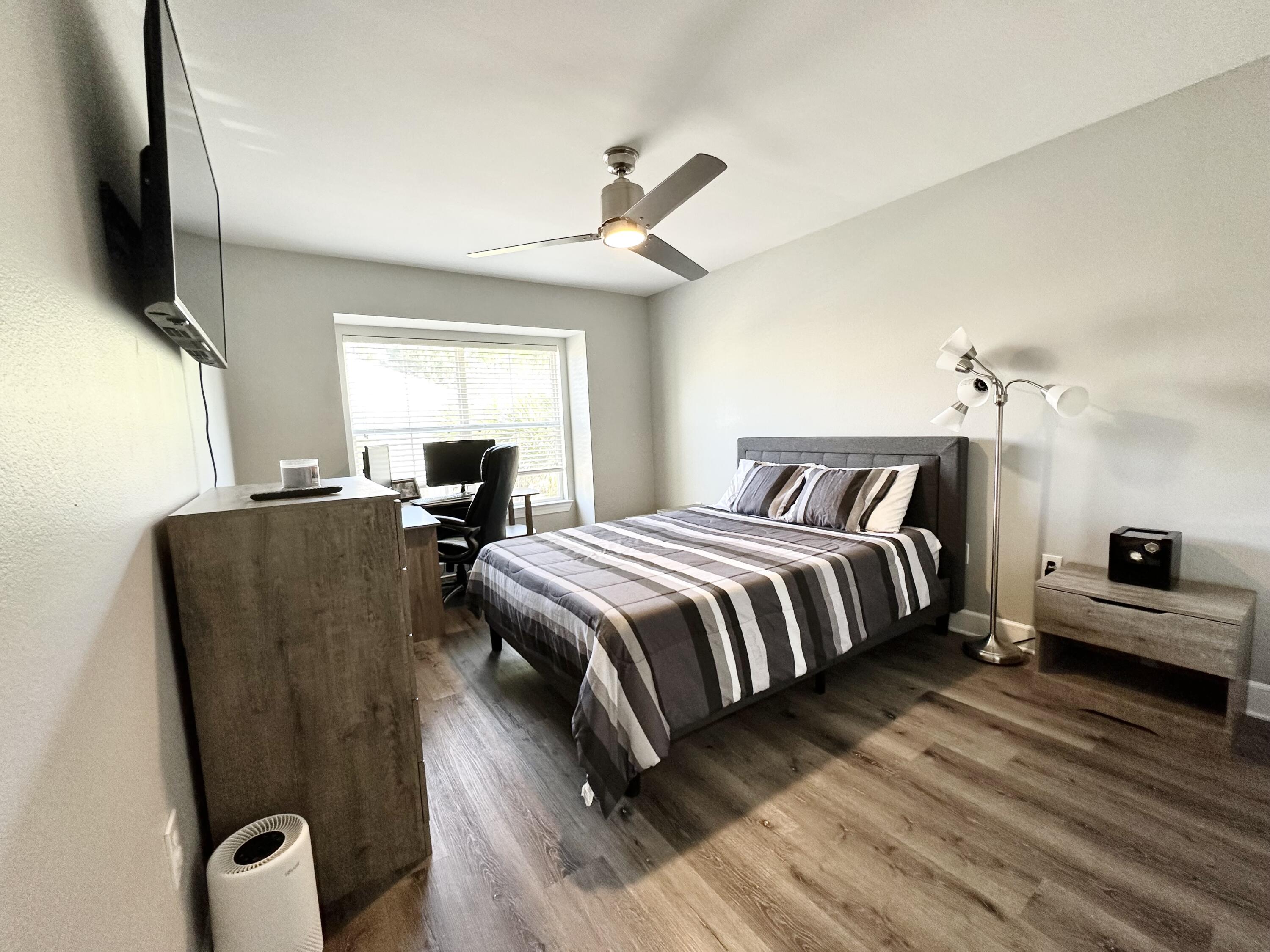 EAGLE BAY - Residential