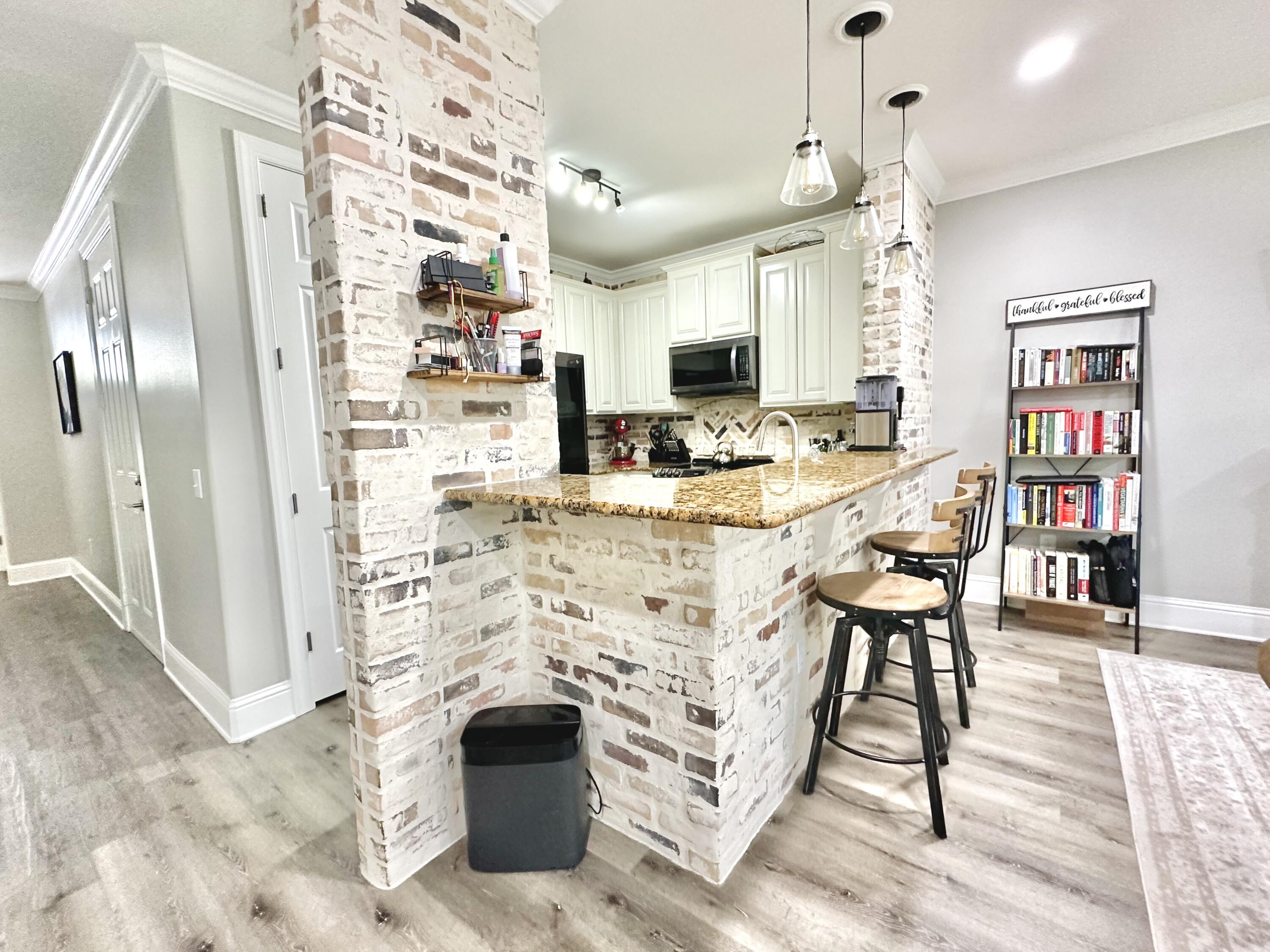 EAGLE BAY - Residential