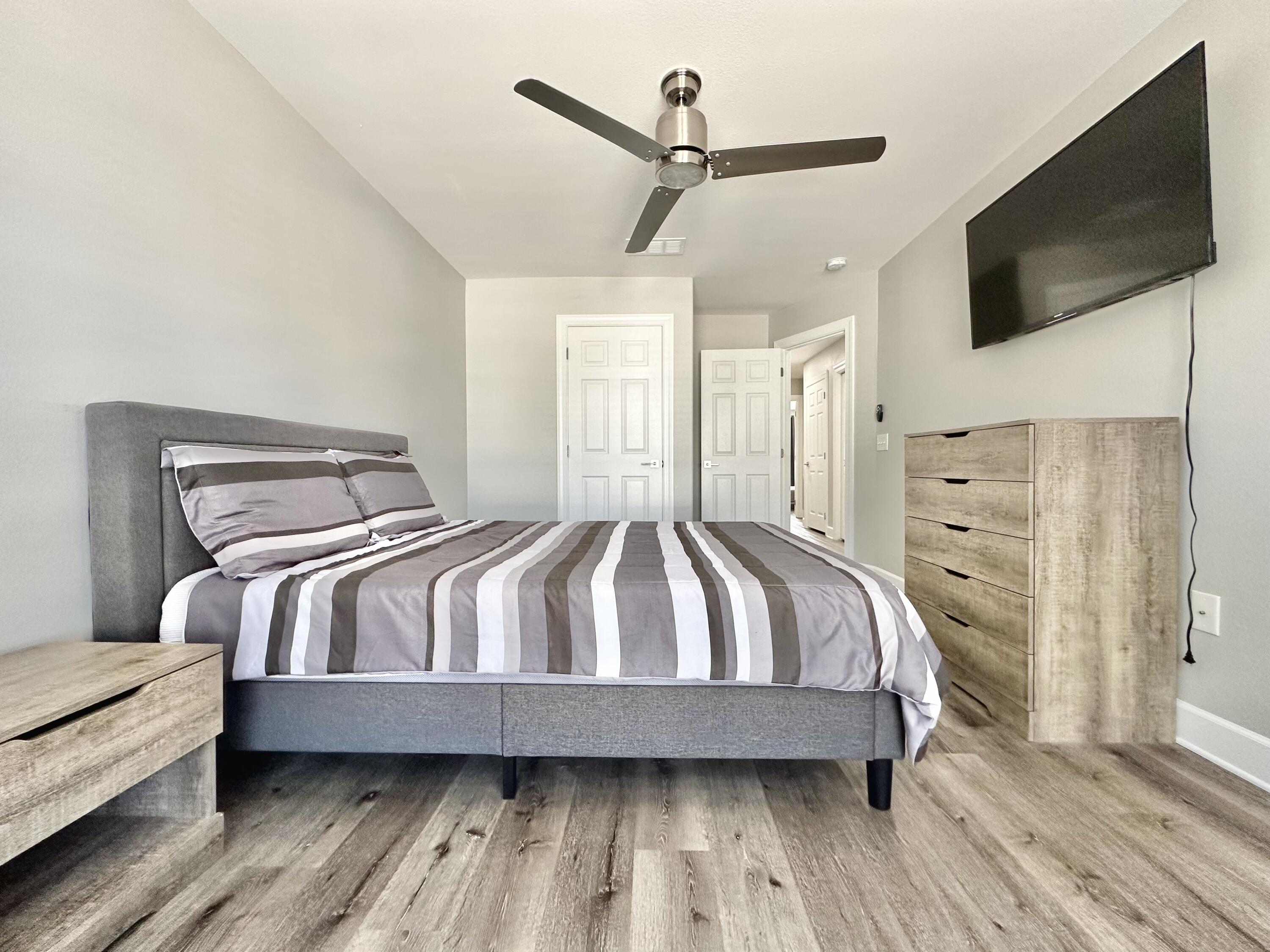 EAGLE BAY - Residential