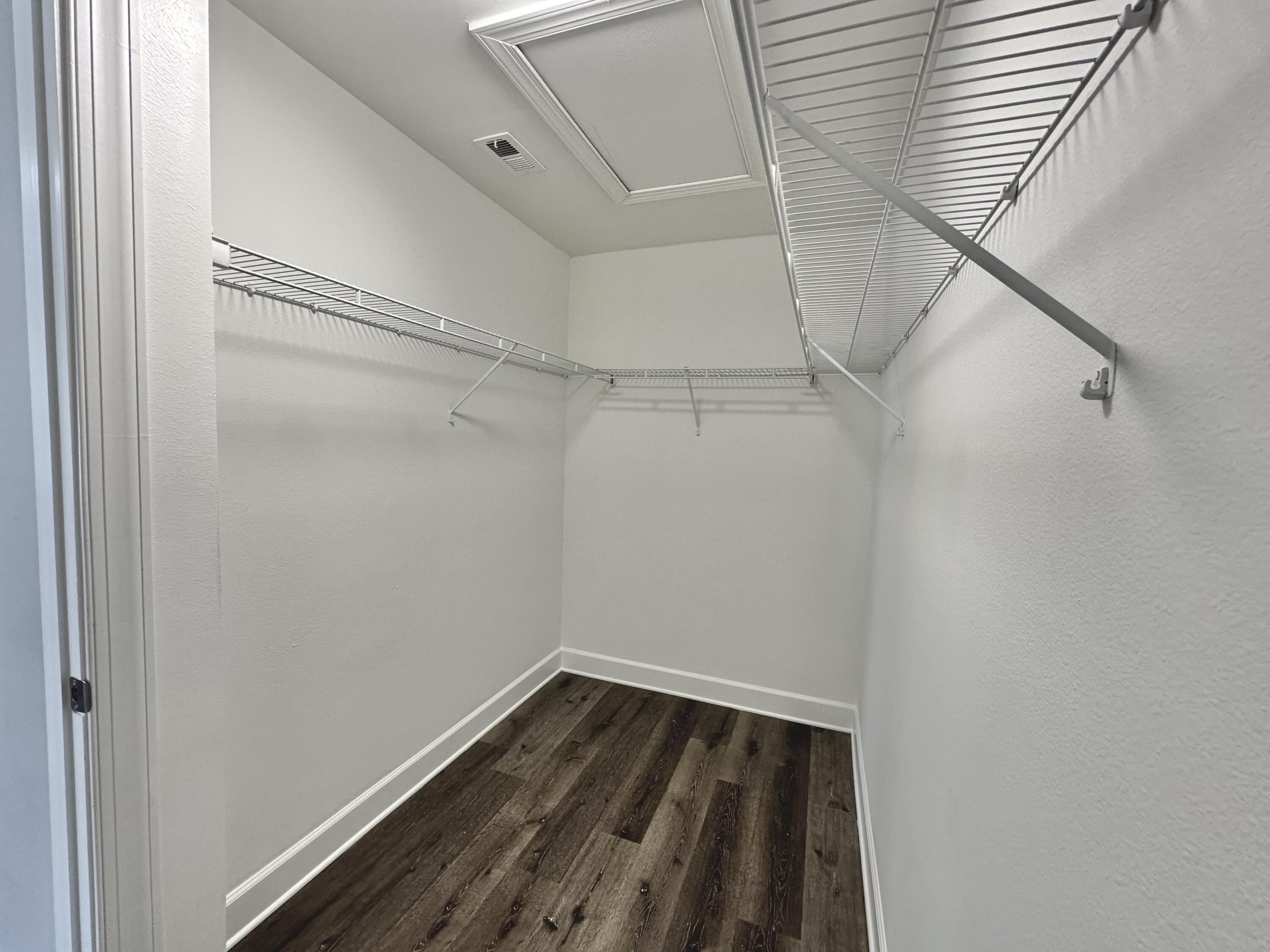 EAGLE BAY - Residential