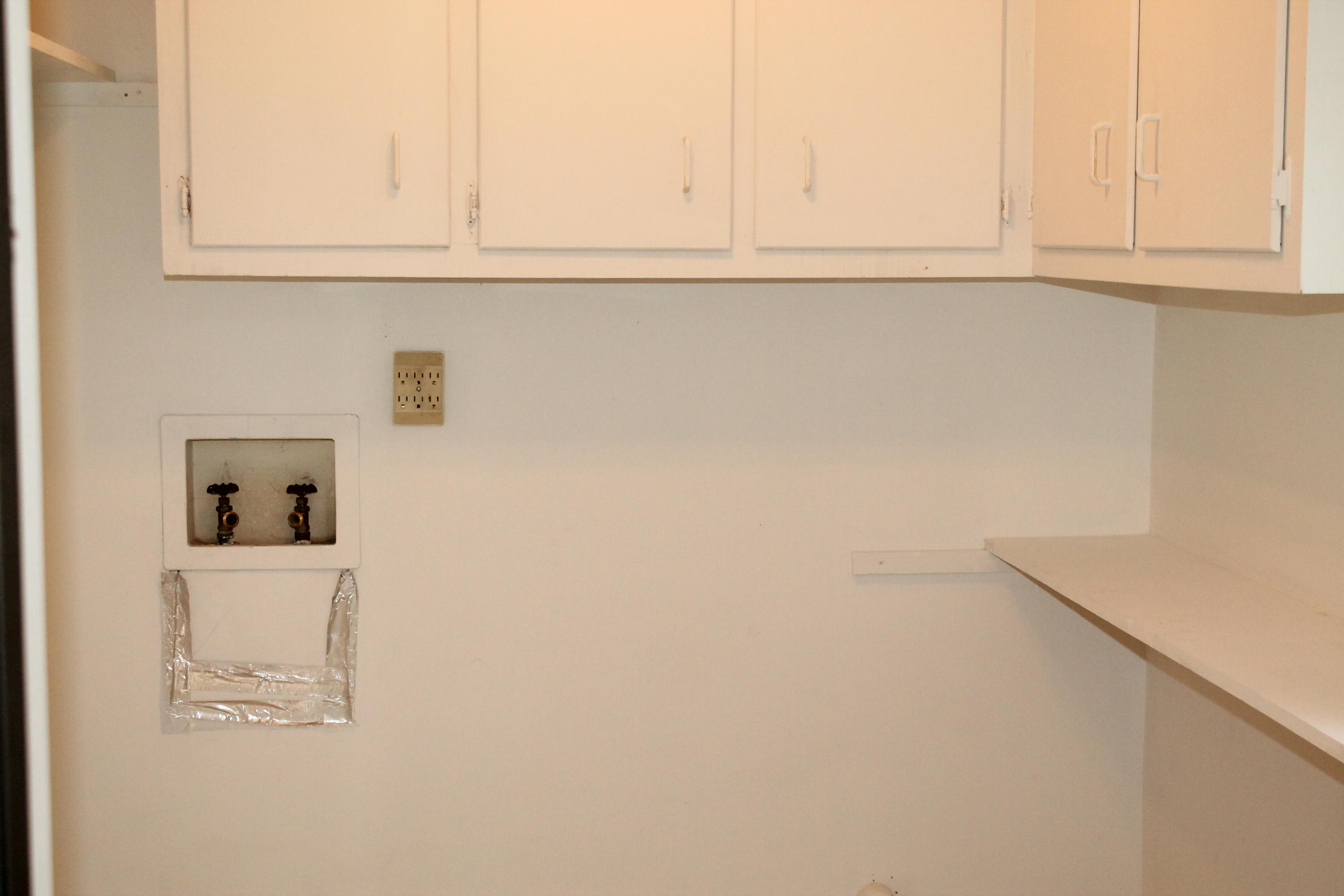 PORT DIXIE MANOR - Residential