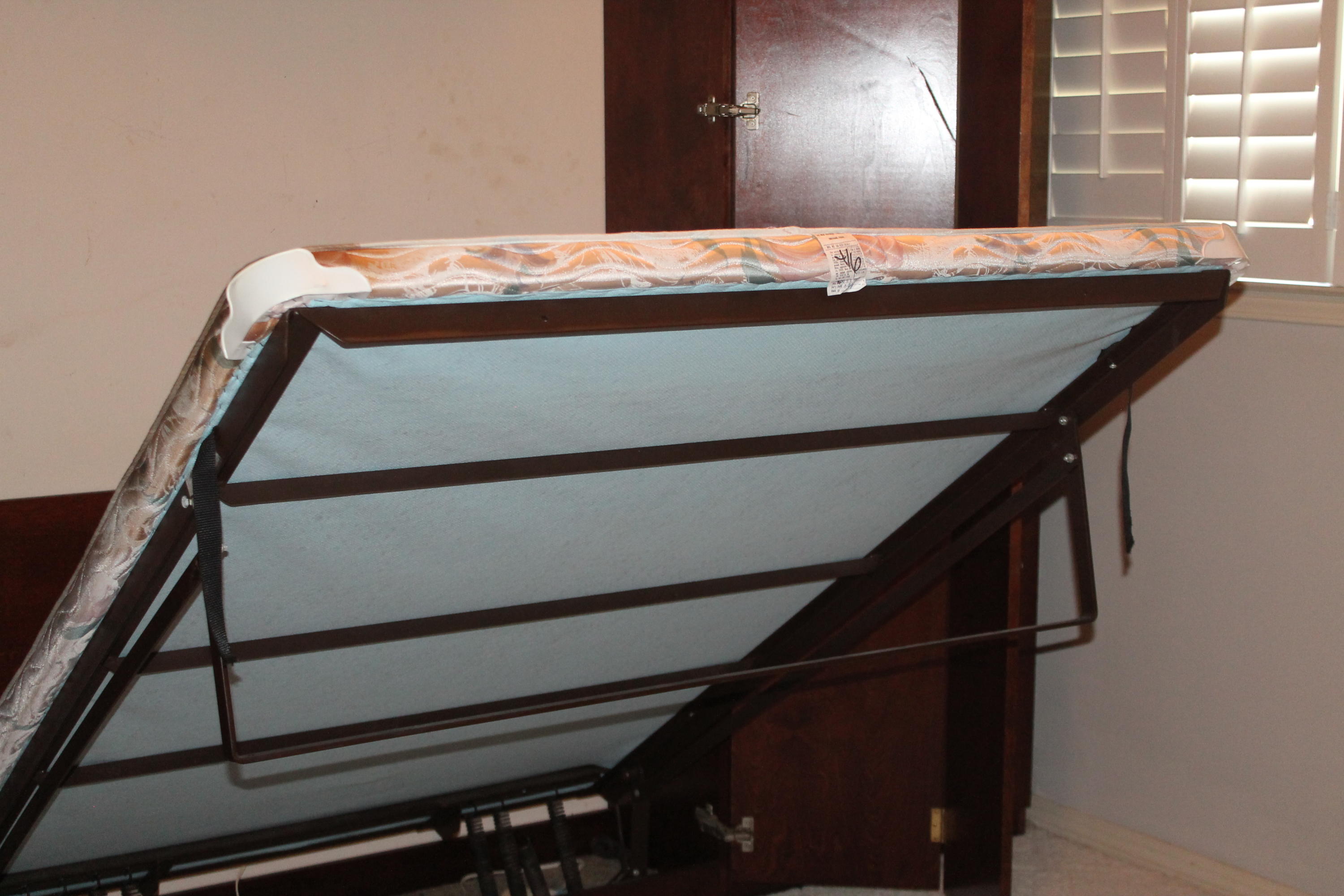 PORT DIXIE MANOR - Residential