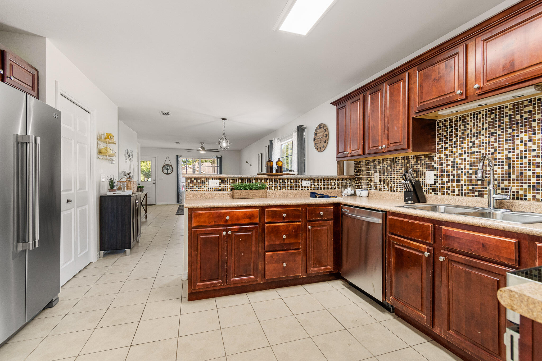 OAKWOOD LAKES ESTATES - Residential