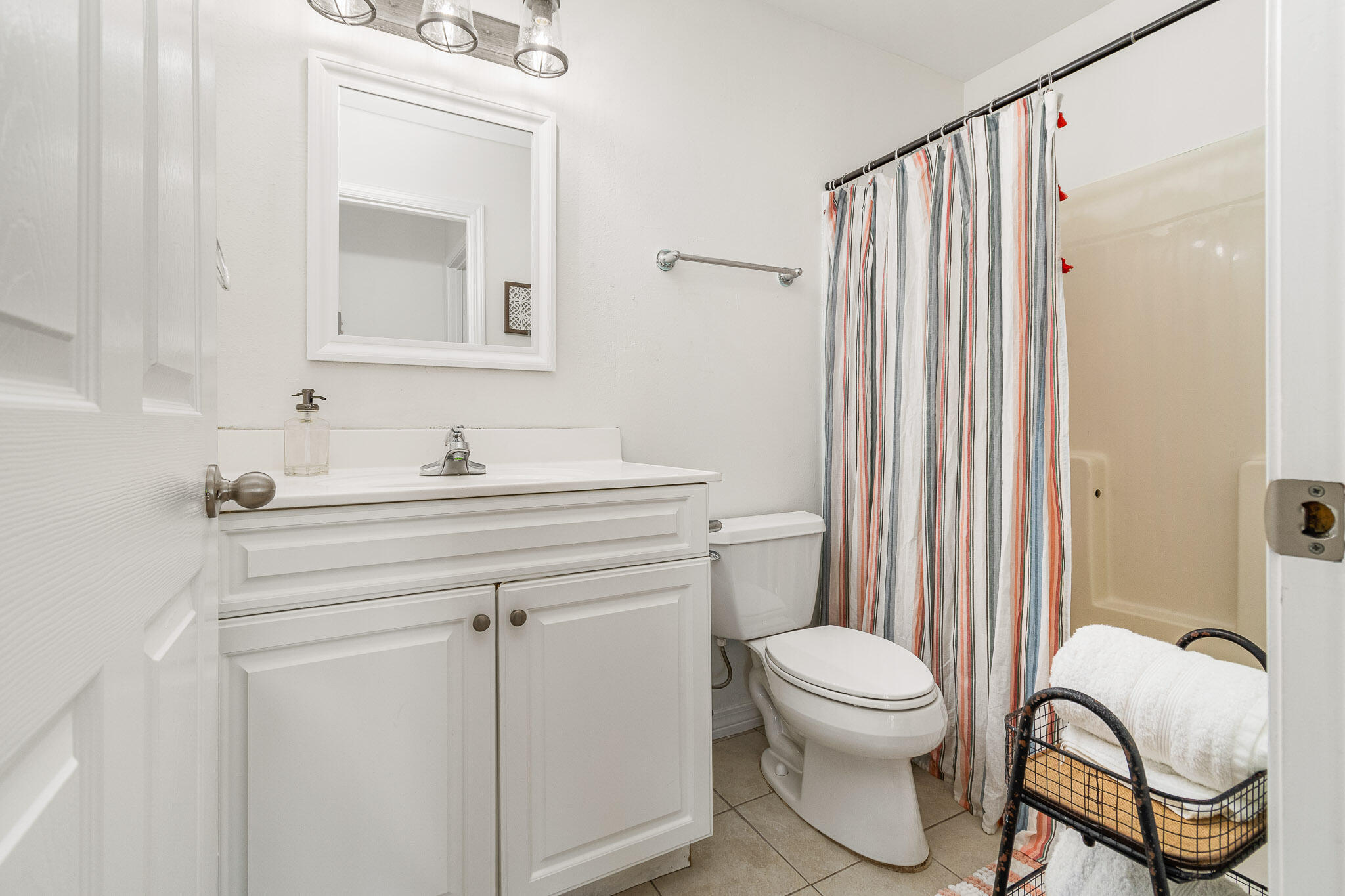 OAKWOOD LAKES ESTATES - Residential