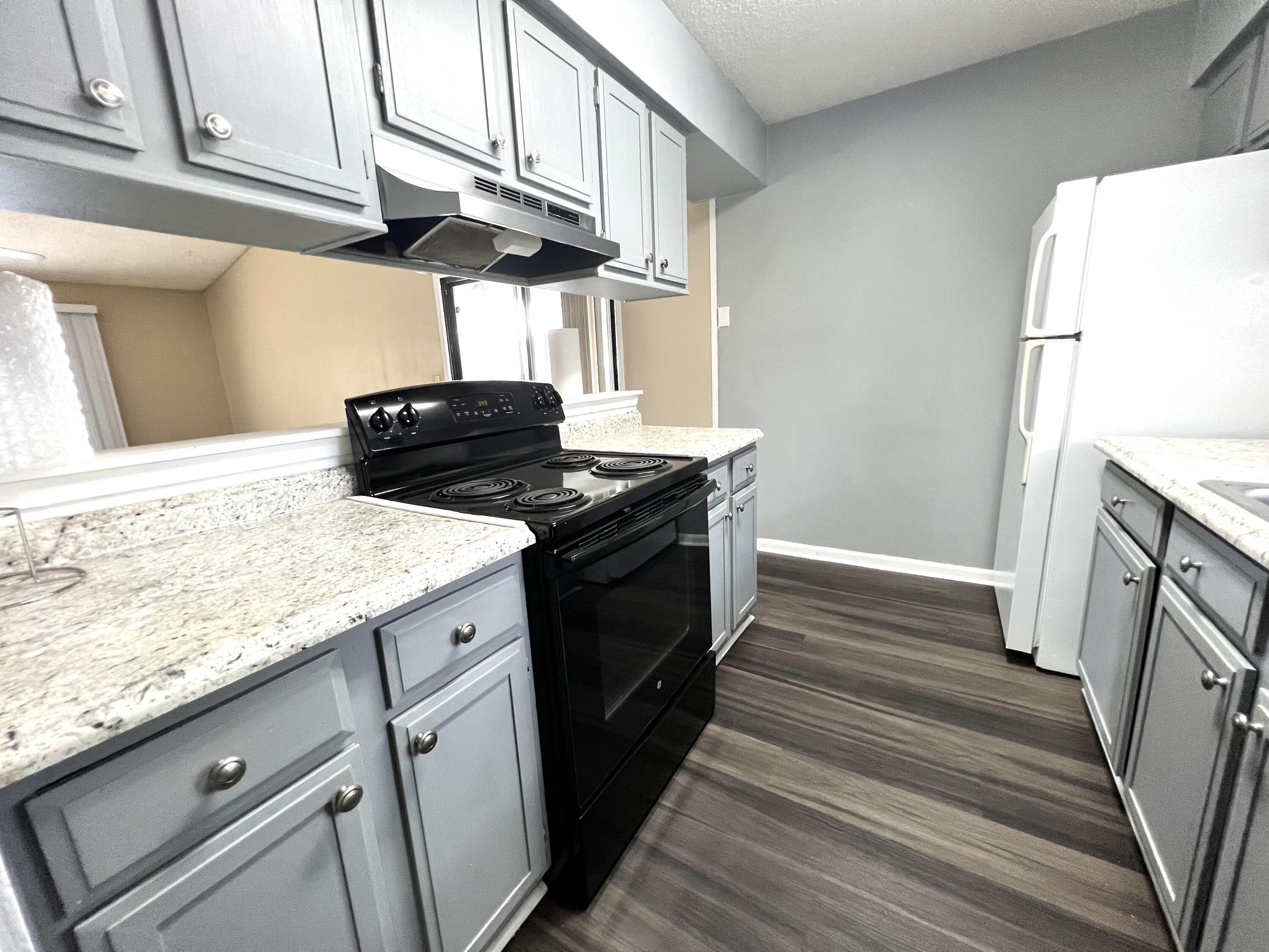 CEDAR RIDGE - Residential Lease