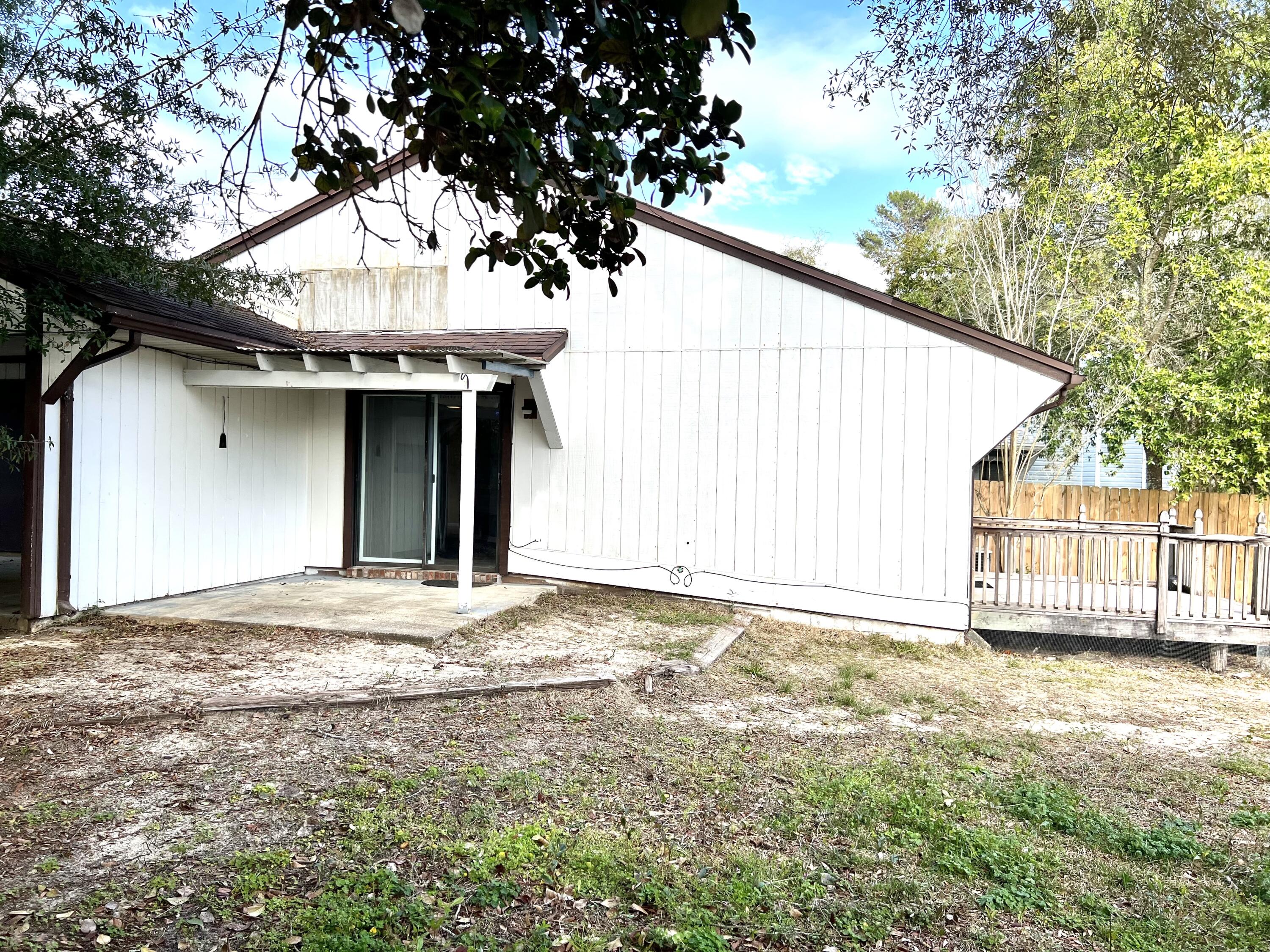 CEDAR RIDGE - Residential Lease