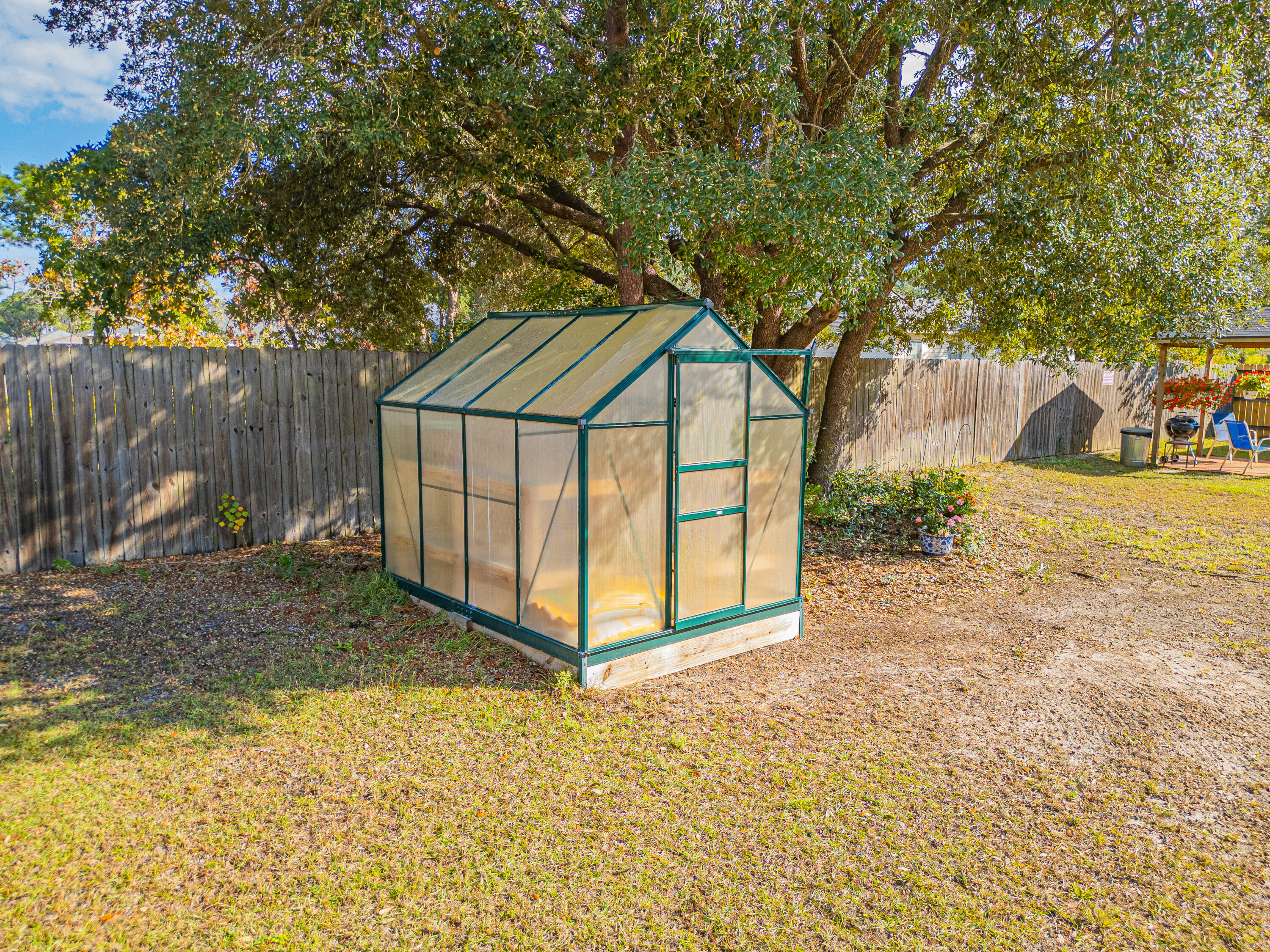 NAVARRE FIRST ADD - Residential