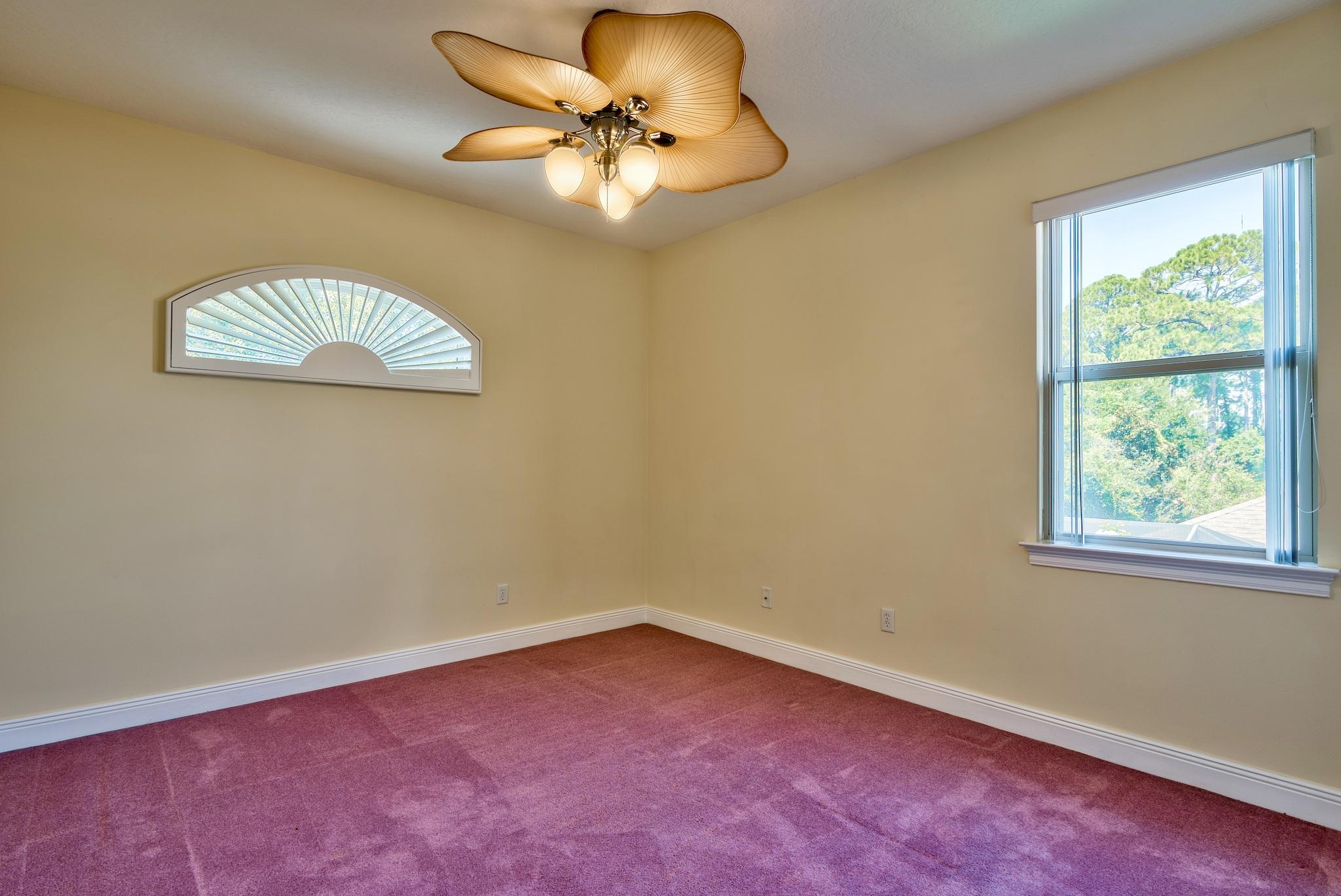 CHARDONNAY ESTATES - Residential