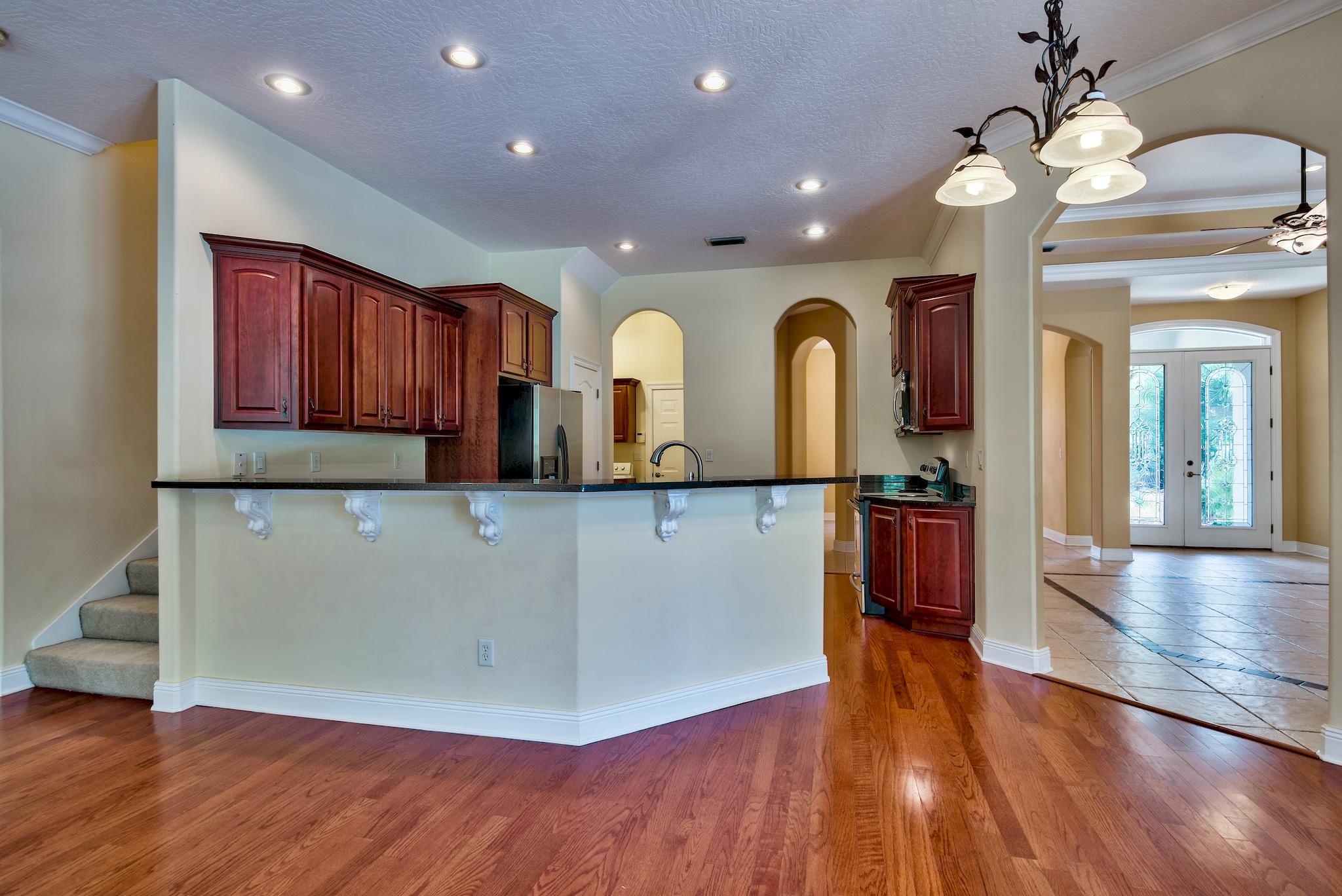 CHARDONNAY ESTATES - Residential