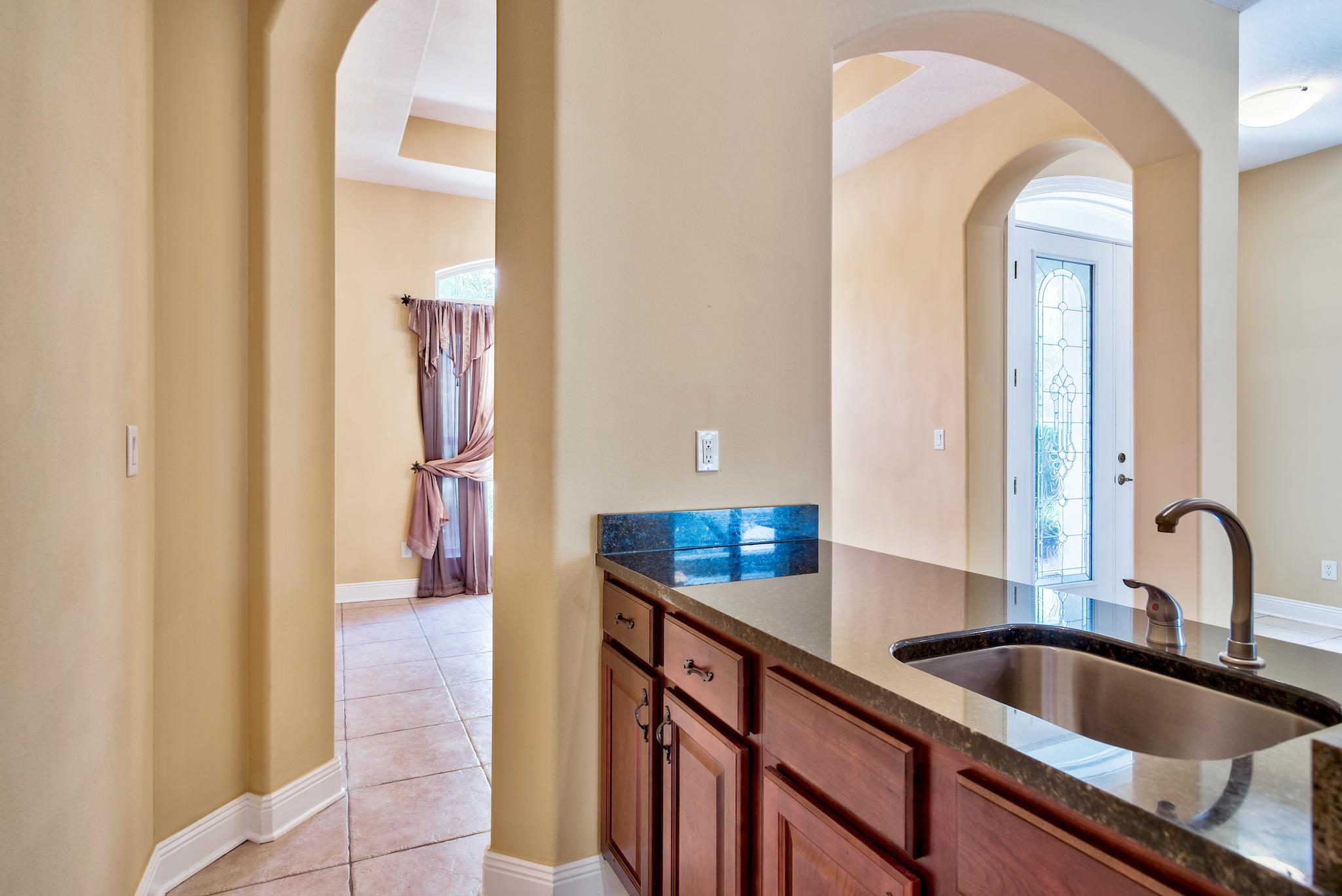 CHARDONNAY ESTATES - Residential