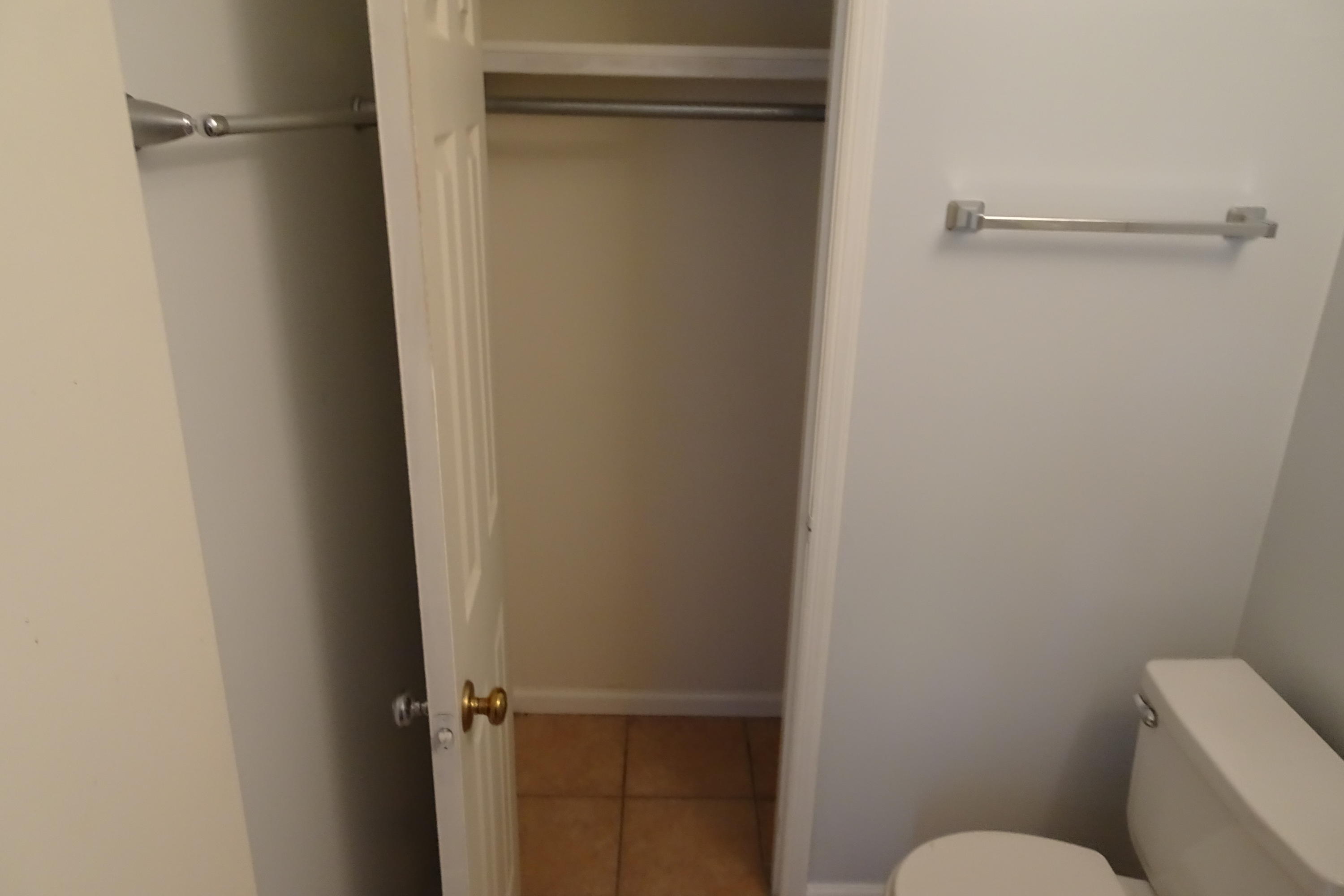 GREEN HILLS 1ST ADDN - Residential