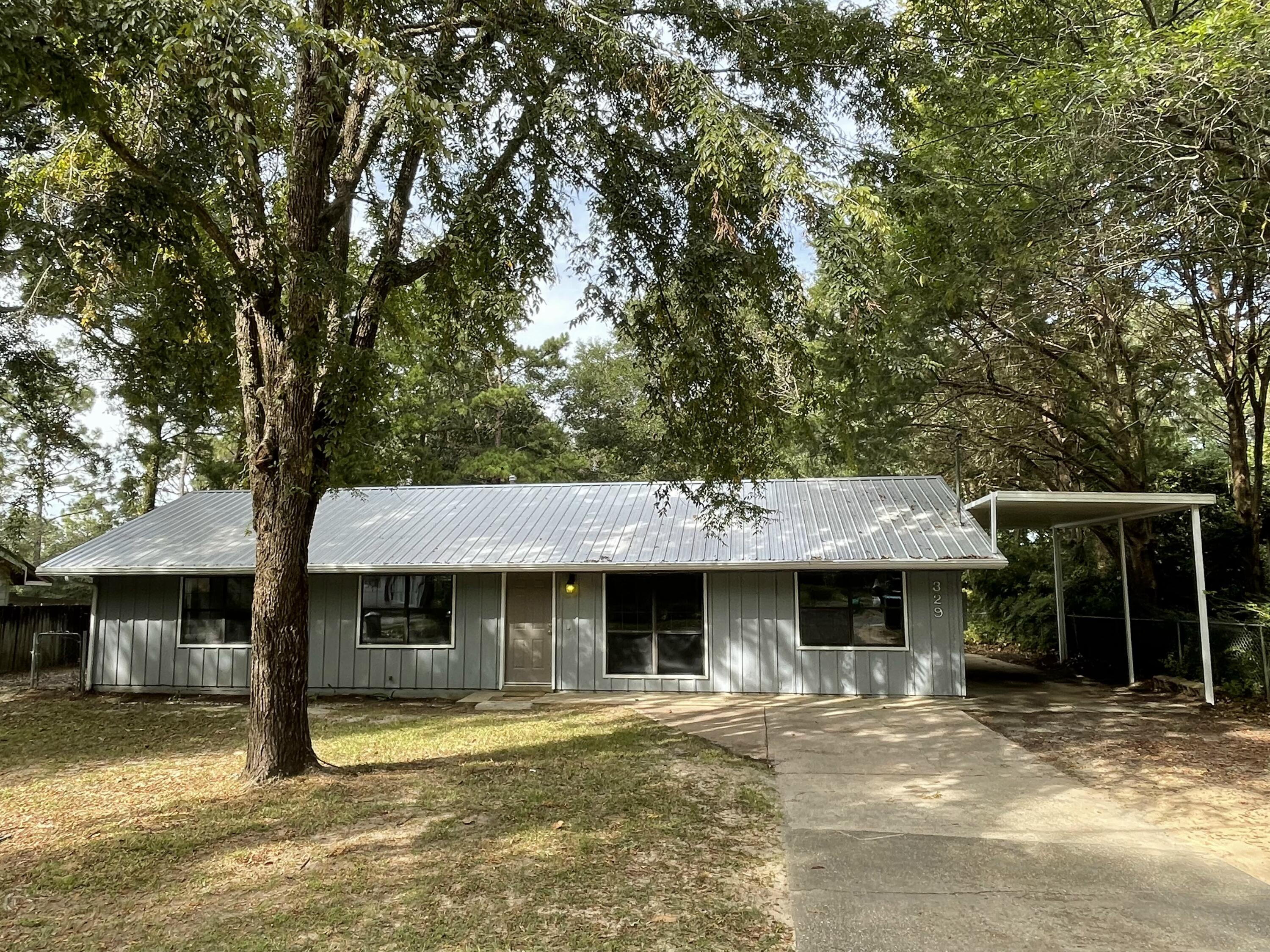Located in the heart of Crestview! Enjoy the peaceful neighborhood while being within distance of your favorite local shopping centers, restaurants, schools and entertainment.This home features Newly painted walls and New carpet in the Bedrooms!!!Tile throughout the Living room, Bathrooms, Hall, Laundry room and Kitchen.Dont forget the BONUS ROOM! Great space for a play room or extra storage area!City zoned single family medium density