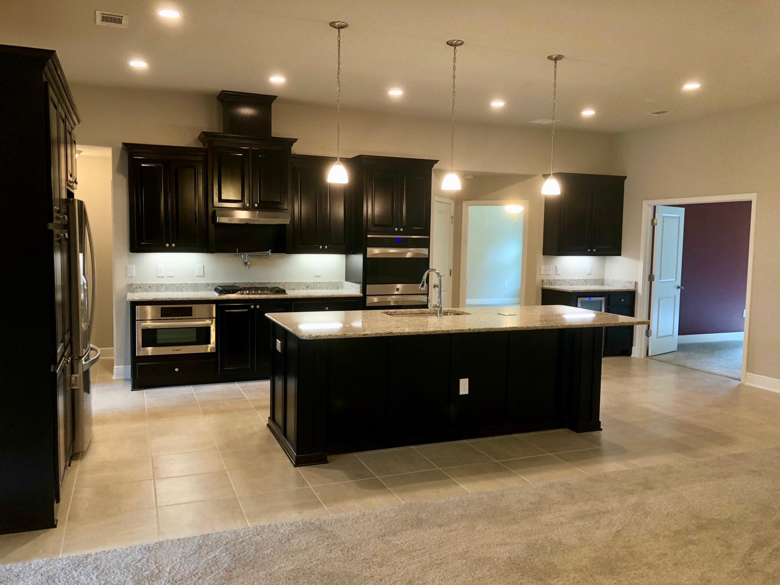 FOX VALLEY PH II LOT 5 BLK M - Residential