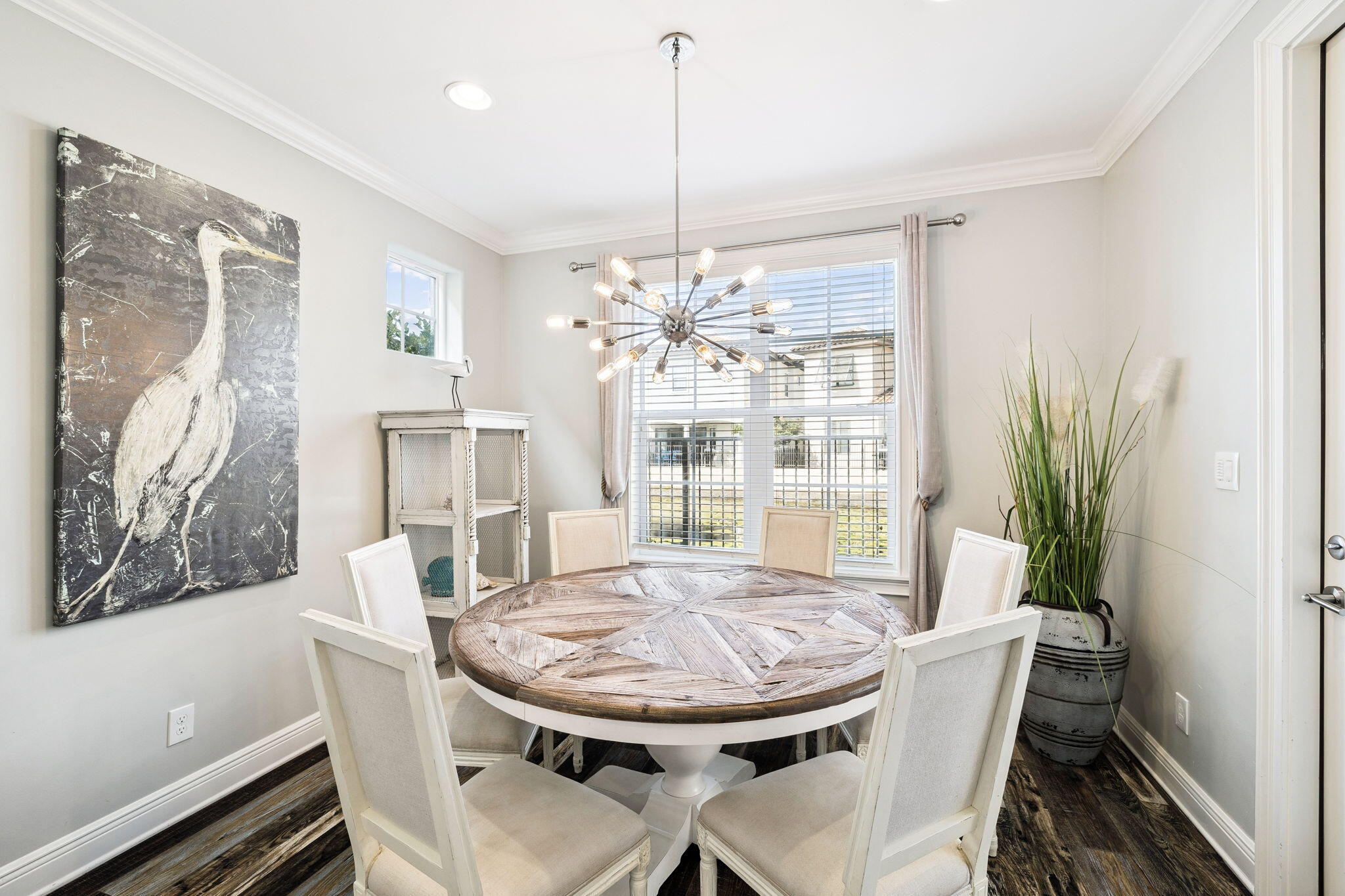 Villa Lago - Residential