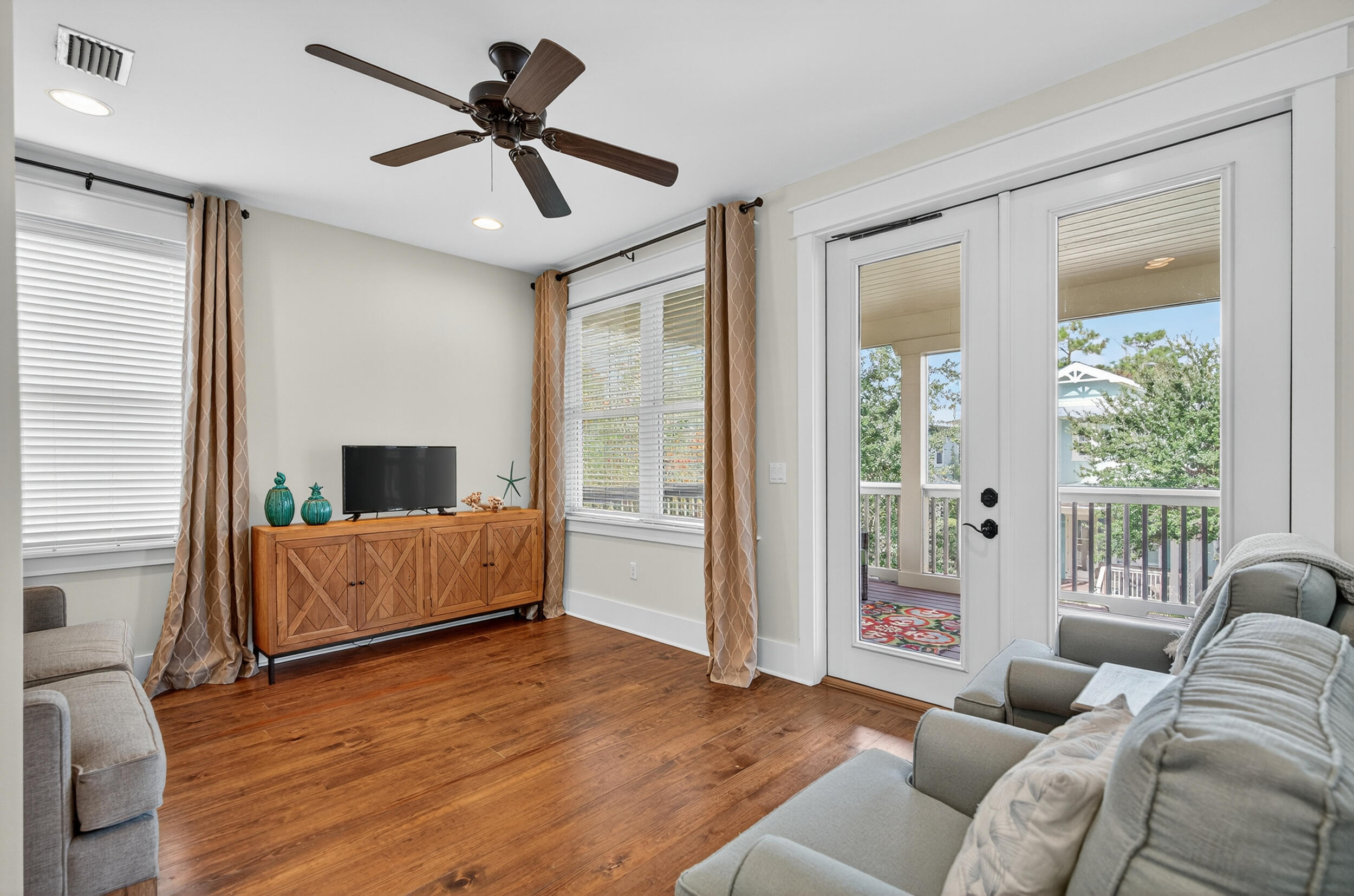 NATUREWALK AT SEAGROVE - Residential