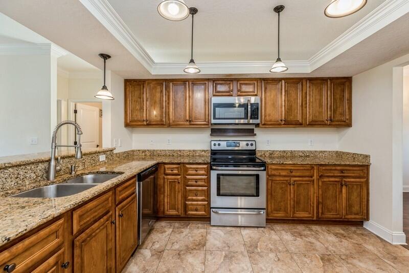 TRAILWOOD ESTATES - Residential