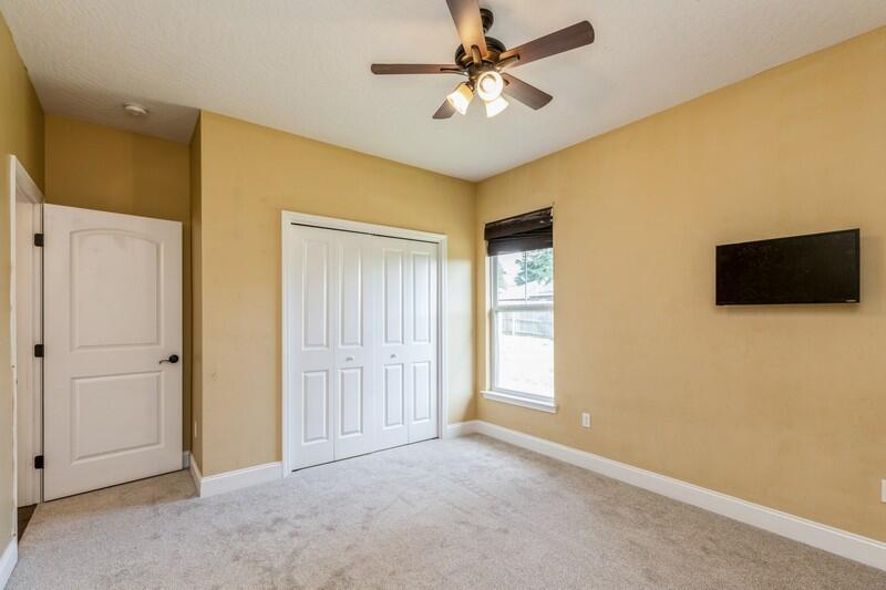 TRAILWOOD ESTATES - Residential