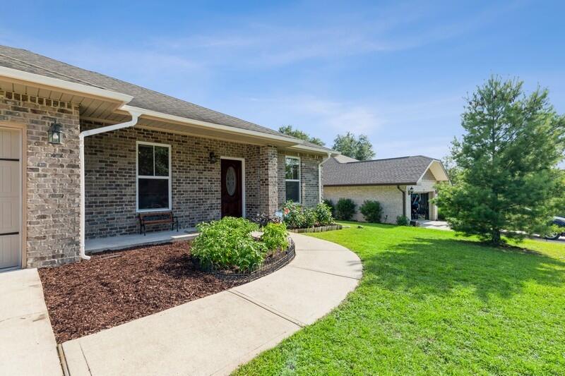 TRAILWOOD ESTATES - Residential