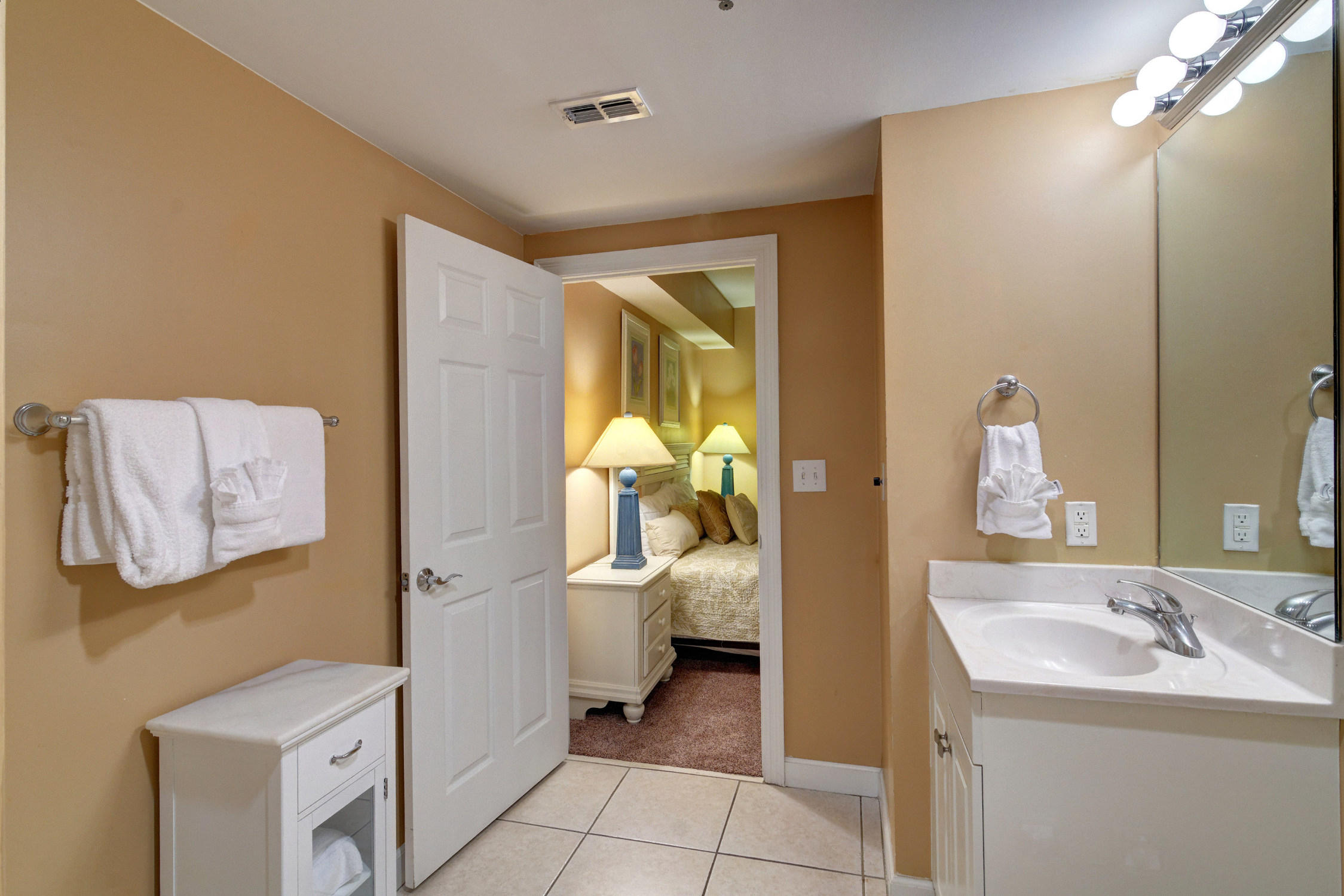 STERLING SHORES - Residential