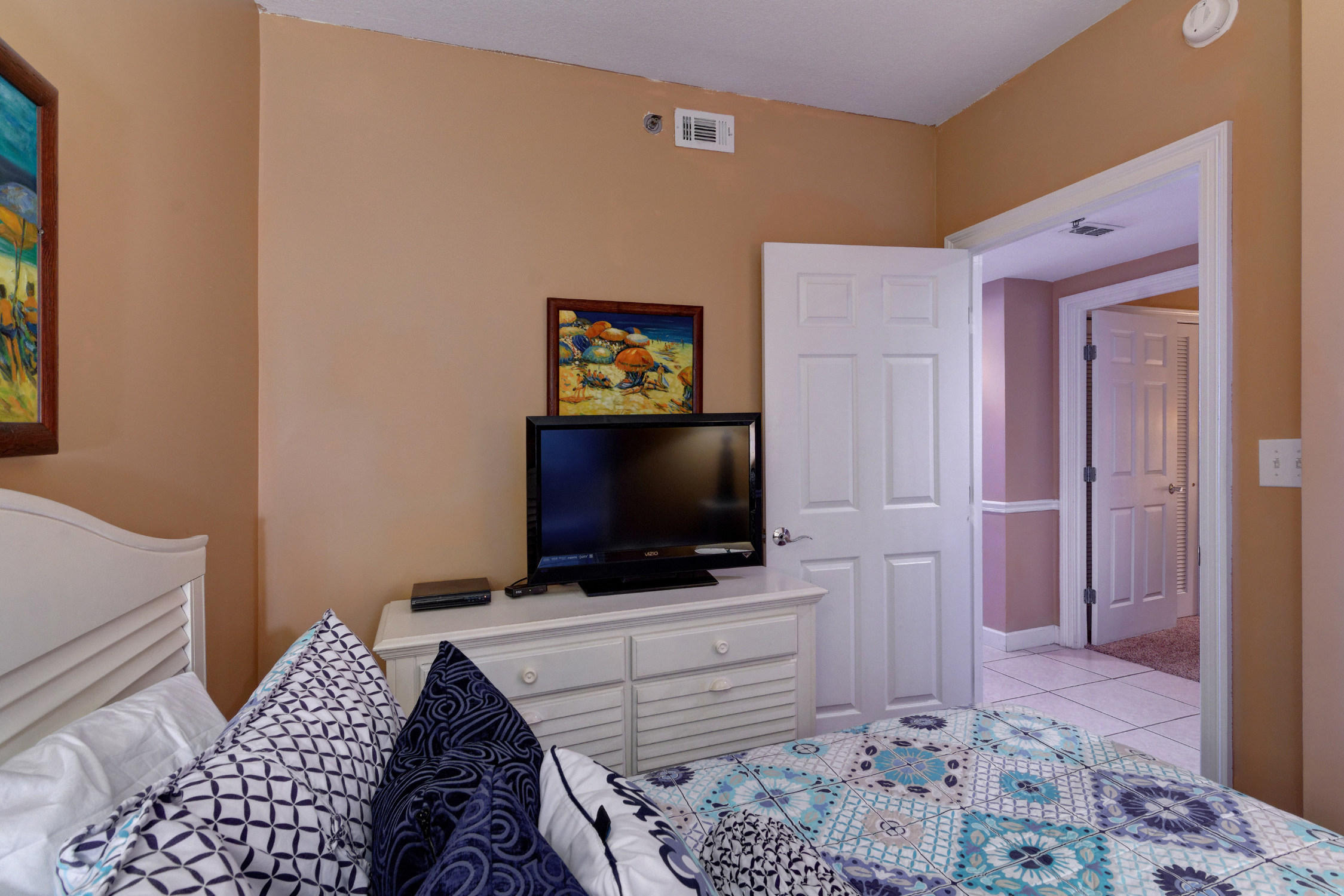 STERLING SHORES - Residential