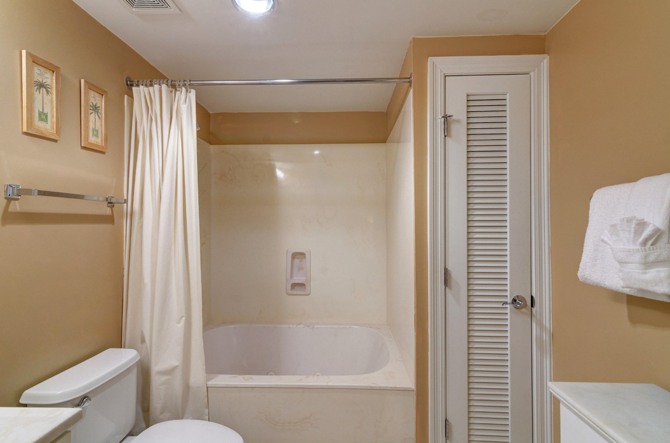 STERLING SHORES - Residential