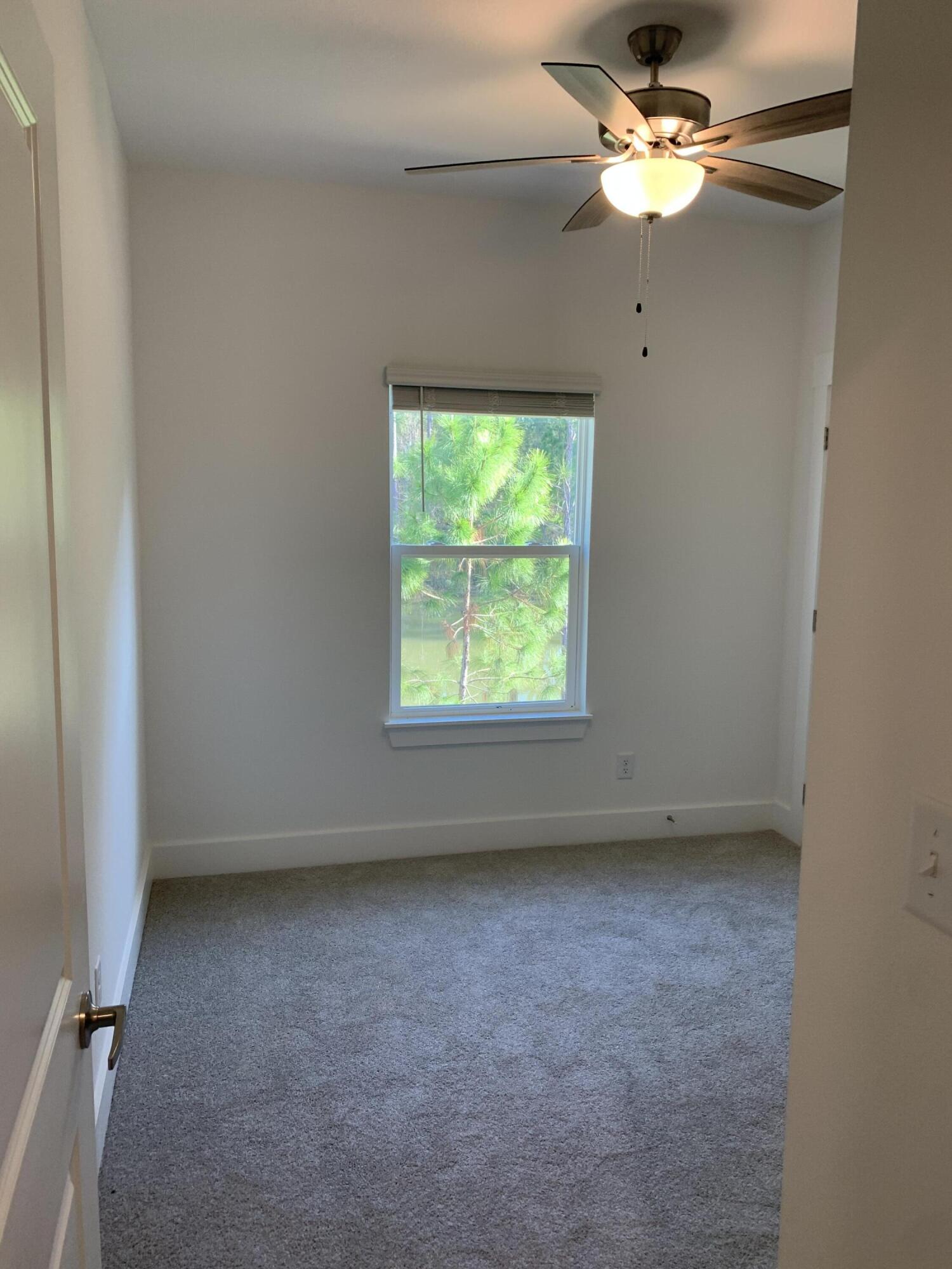 VERANDAS AT FREEPORT - Residential Lease