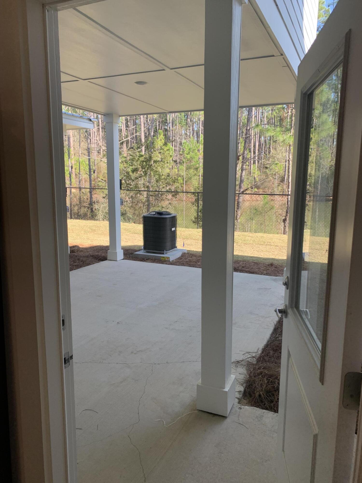 VERANDAS AT FREEPORT - Residential Lease