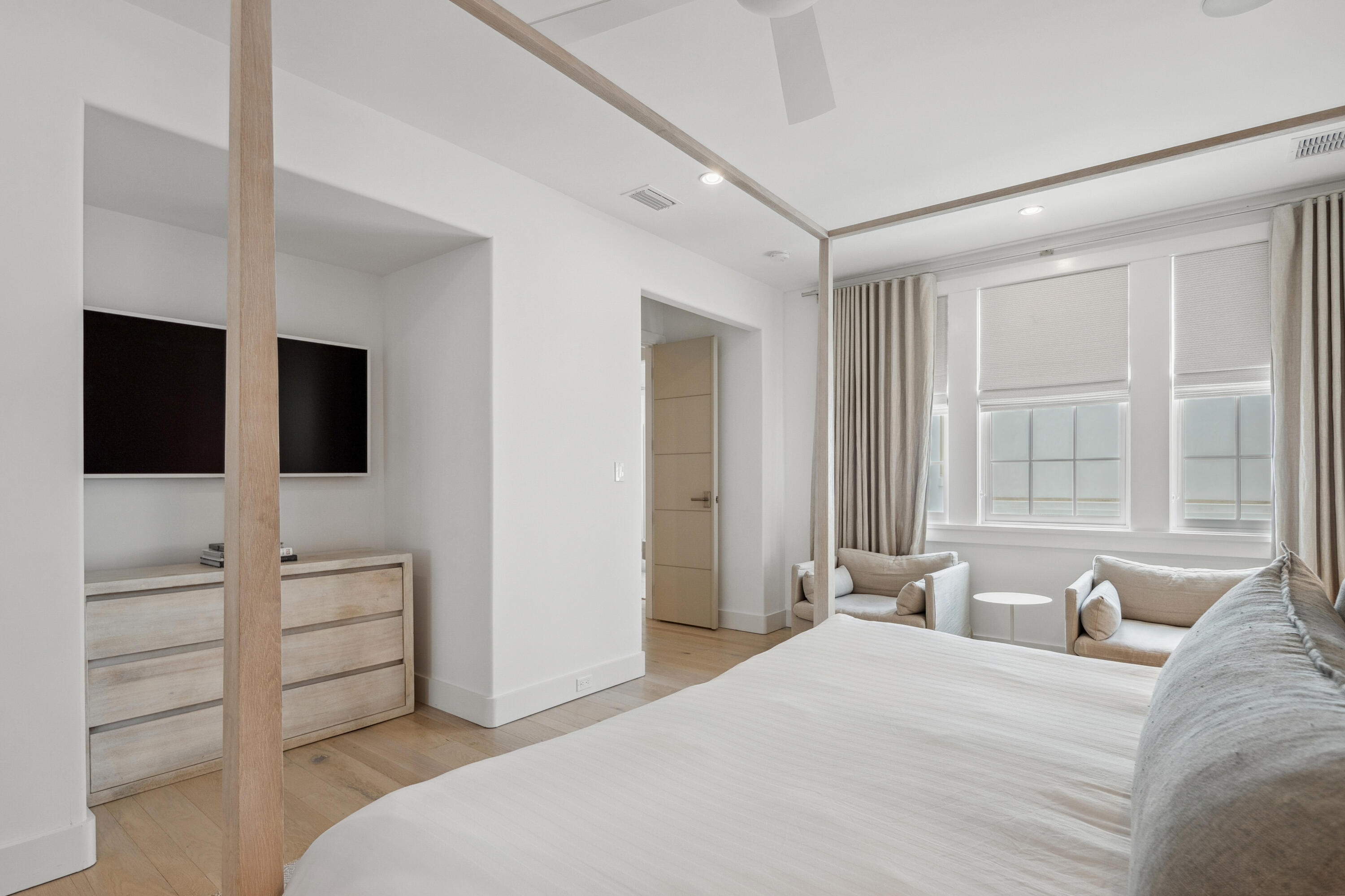 ALYS BEACH - Residential