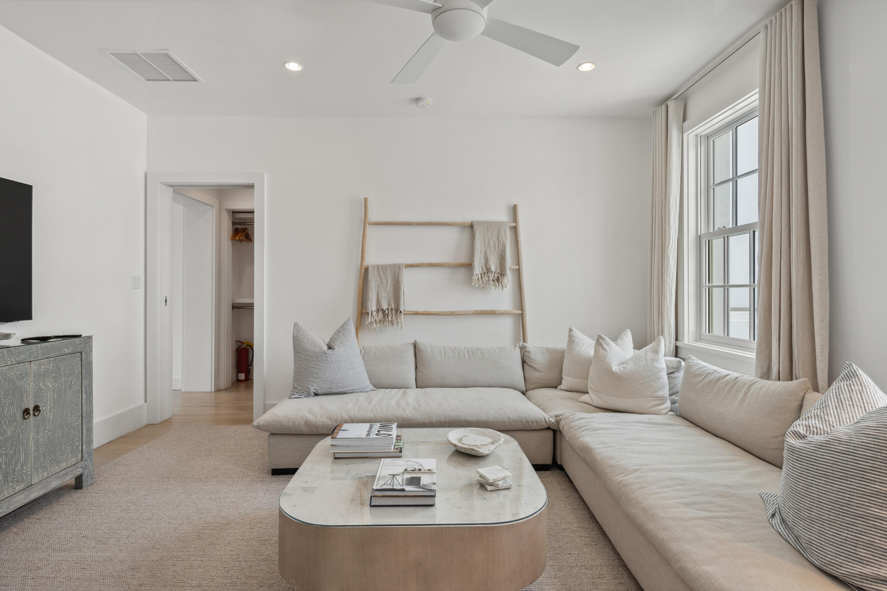 ALYS BEACH - Residential