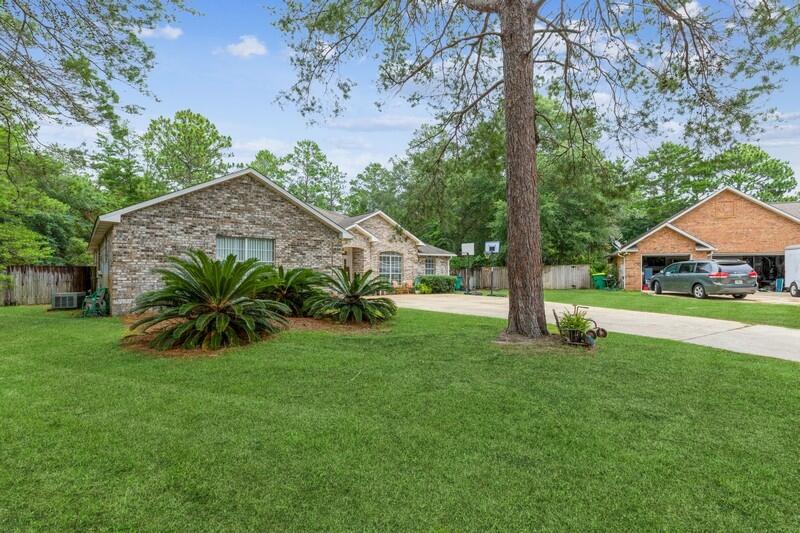 ROCKY BAYOU ESTATES 10B - Residential