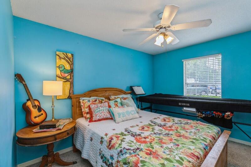 ROCKY BAYOU ESTATES 10B - Residential