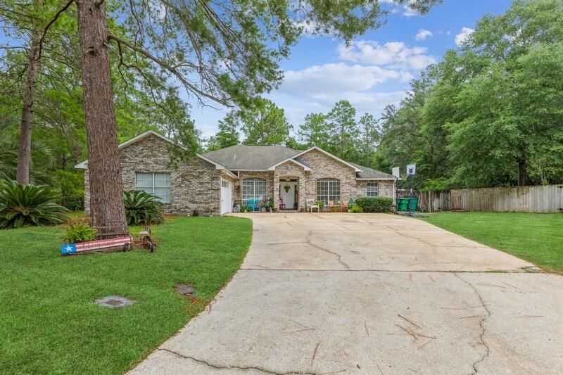 Spacious brick home in the much desired Rocky Bayou Estates, 4 bed 2 baths and an office, 2 living rooms, split floor plan and huge backyard. Rocky Bayou Estates is centrally located in Niceville close proximity to a shopping center with restaurants, grocery and boutiques. Enjoy a neighborhood with sidewalks, large lots with no HOA. Plenty of room to park your boat behind the privacy fence in the large side yard. New HVAC system being installed. Seller will also replace roof with an acceptable offer.